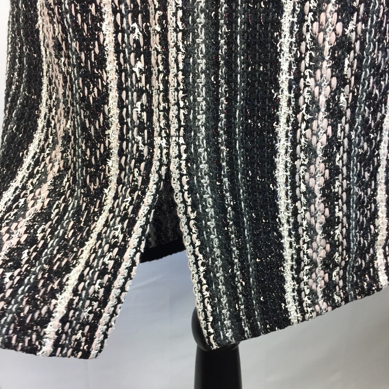 St. John Vertical Striped Tweed Sheath Dress Size 4 Half Sleeve Round Neck