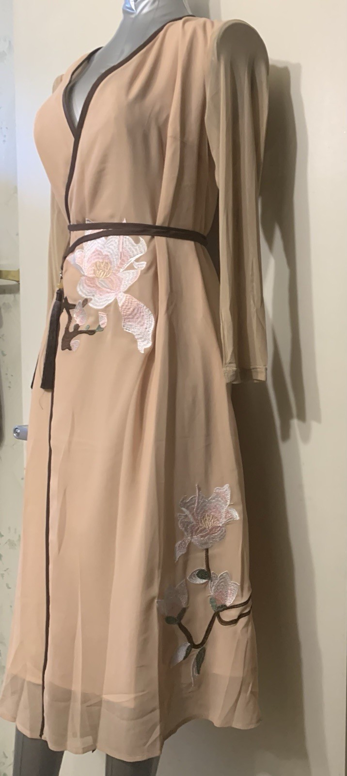 Hanfu dress beautiful embroidered flower Tassel bge Note: use ebay disc4Ad disc!