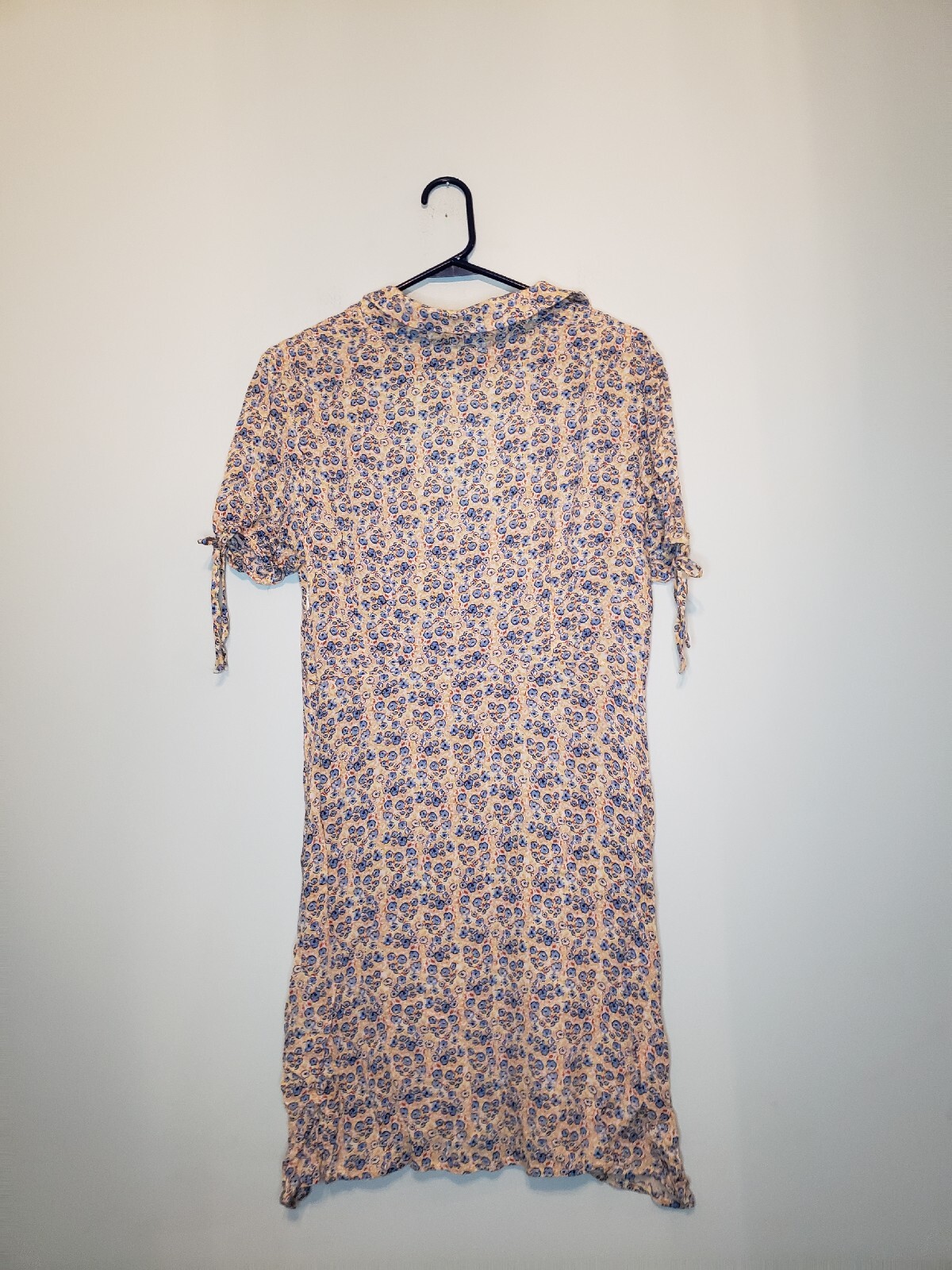 En Creme Womens M Mini Dress Deep V Blue Floral Button Accent Short Sleeve NWOT