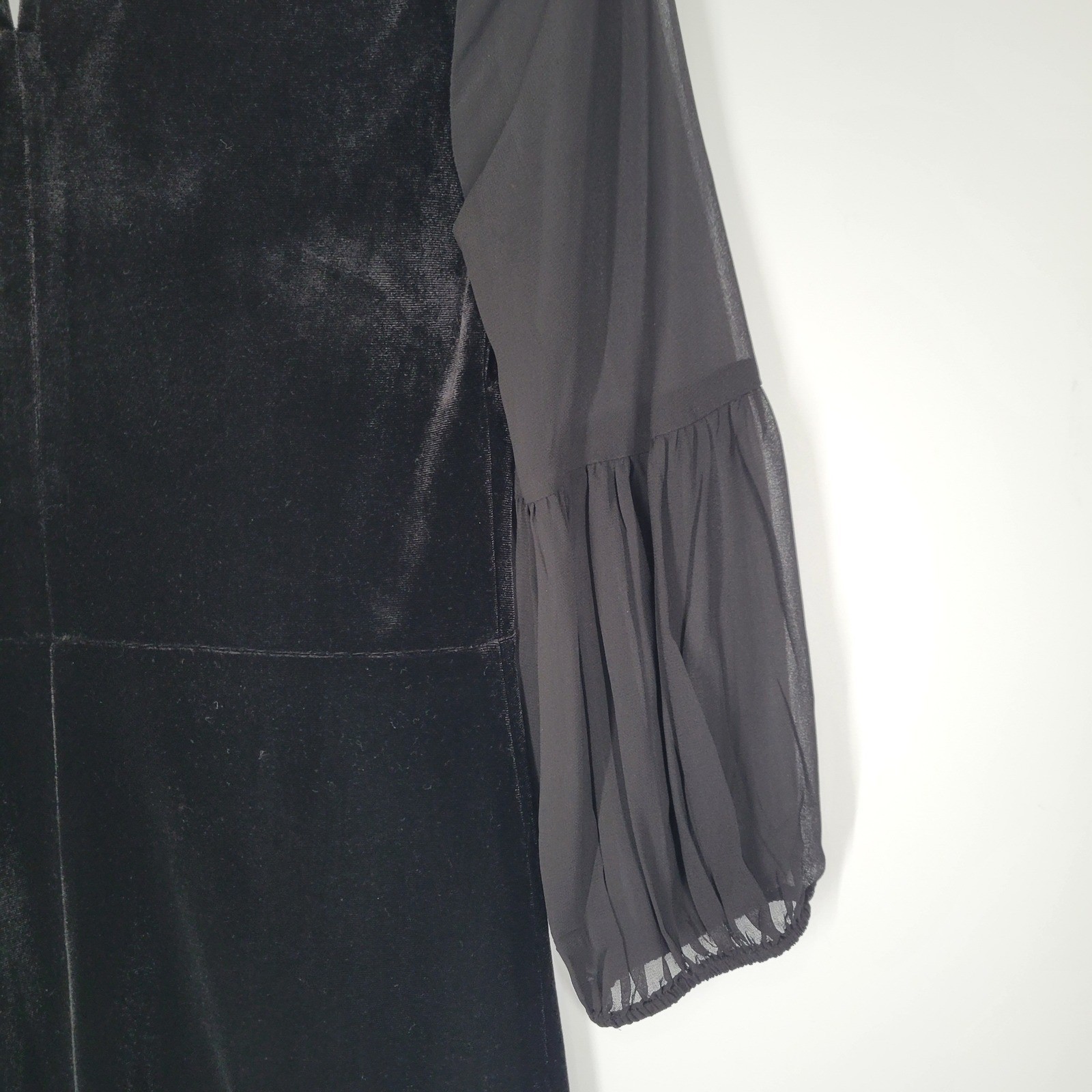 BCBG Generation Black Velvet Sheer Sleeve V Neck Mini Dress Sz Small Whimsigoth