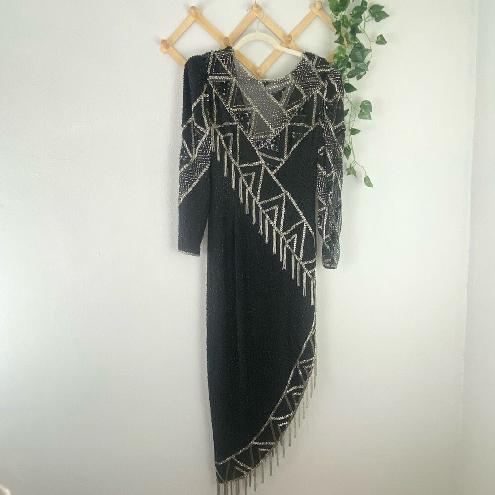 VINTAGE SHO MAX ORIGINALS Embellished Asymmetrical Silk Dress Size Medium GUC