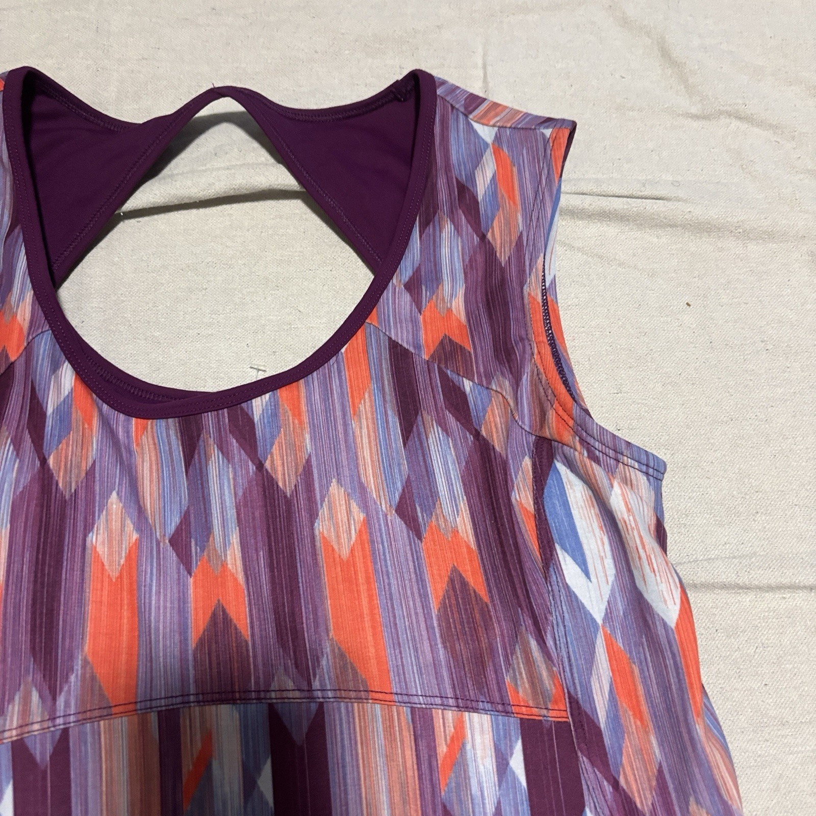 Prana Calico Athletic Dress Grapevine Gemstone Open Back Shelf Bra Pocket Size L