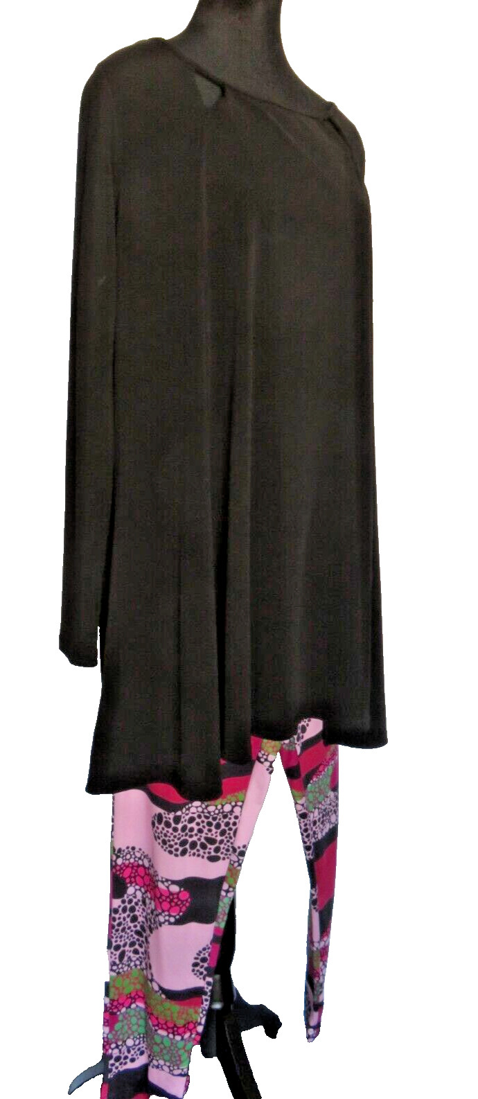 LBISSE® Black Tunic With Retro Print Leggings Multi-Color Pinks Grays Size Large