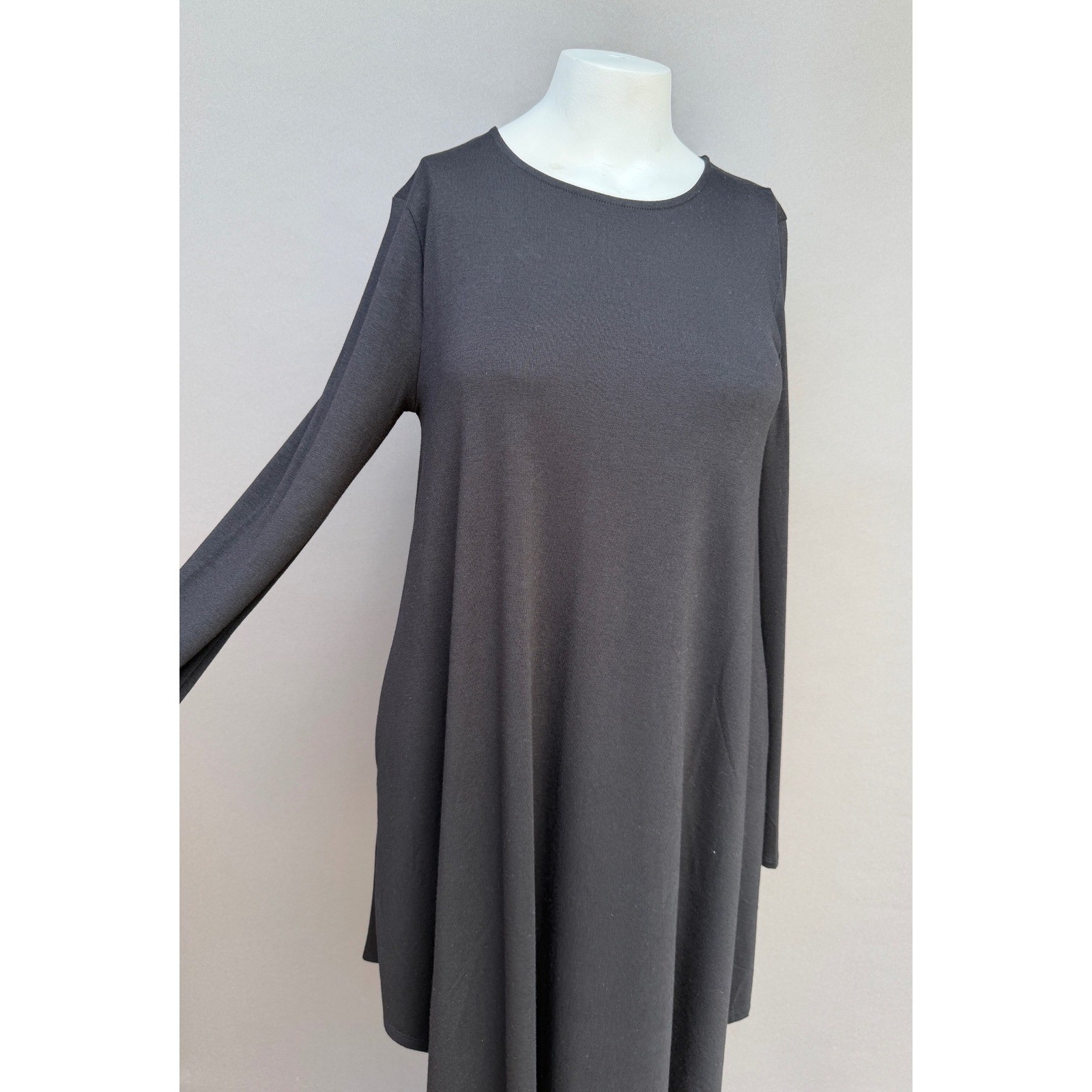 Zenana Premium Black Long Sleeve Tunic Dress Large Pockets Swing Minimalist Goth