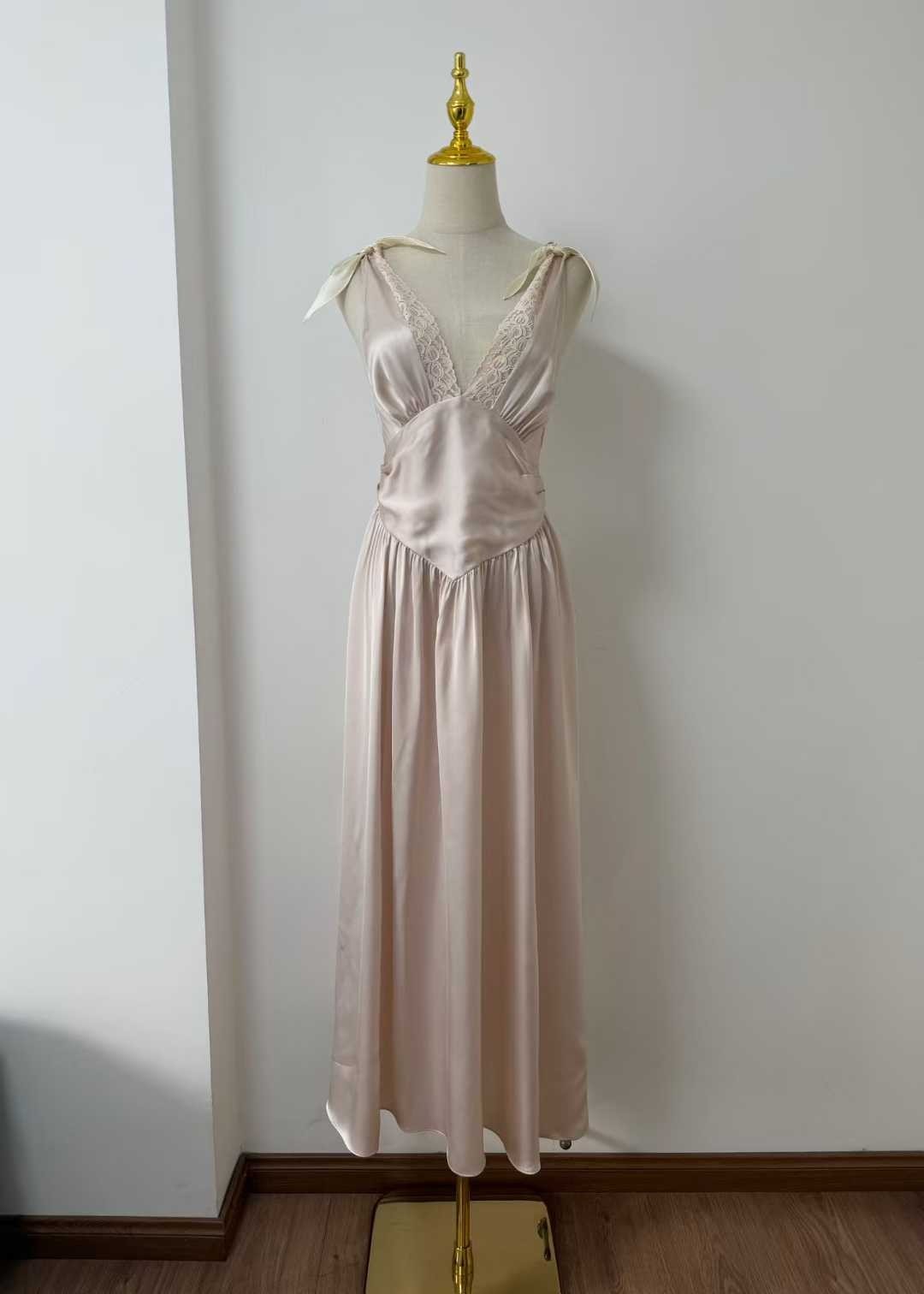 Helsa Silk Celeste Dress