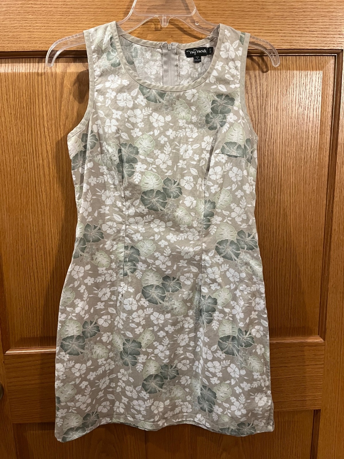 Coastal Beach Chic Tropical Prep Retro Mod Floral Sleeveless Shift Dress 9/10