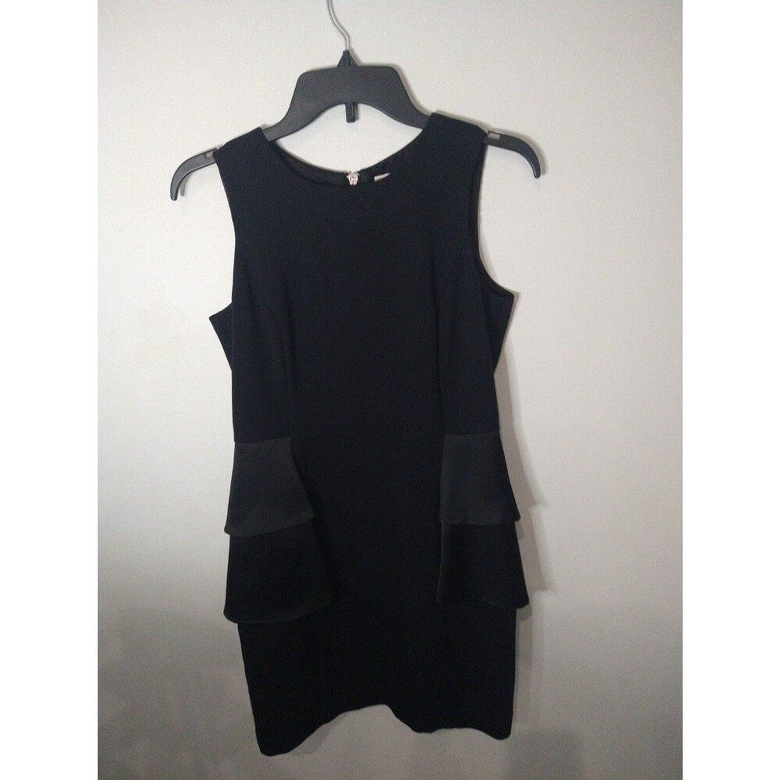 Michael kors sleeveless black dress Size 4 Officey Classy City