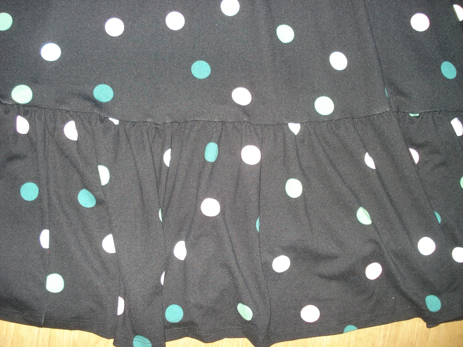 JD WILLIAMS BLACK POLKA DOT POCKETS FLORAL POLY/ELASTANE SHORT SLEEVE UK 16