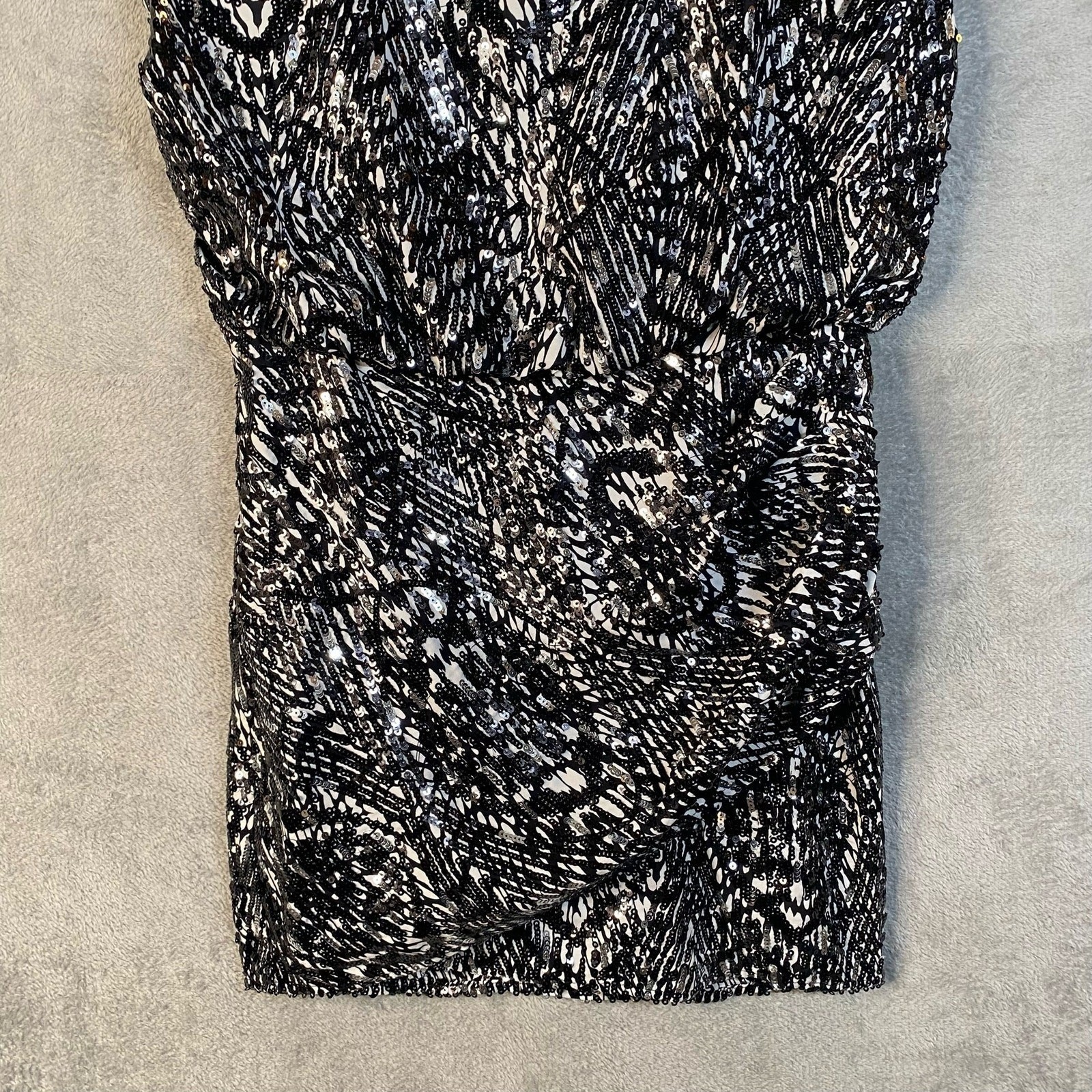 Rebecca Minkoff Black White Sequin Mini Dress V-Neck Sleeveless Size 0