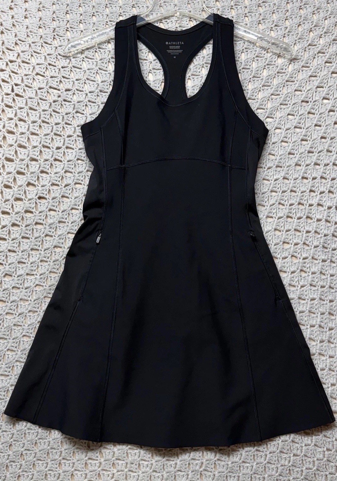 Athleta Levitate Dress Women Sz M Black Racerback Athletic Mini Dress 2-Pockets