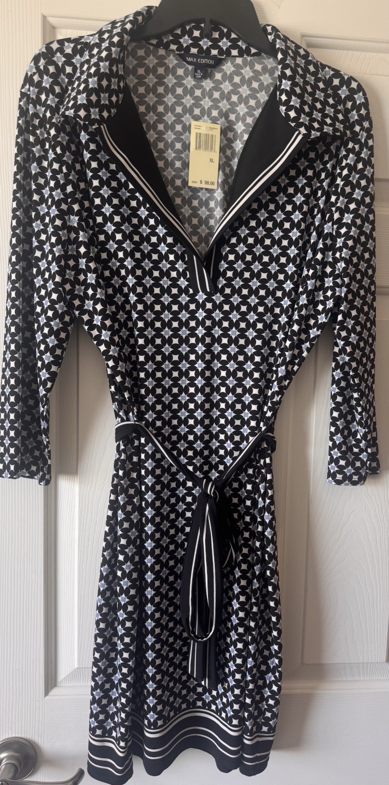 NWT Max Edition Women’s Blue White Black Geometric W/ Belt Stretch XL NEW