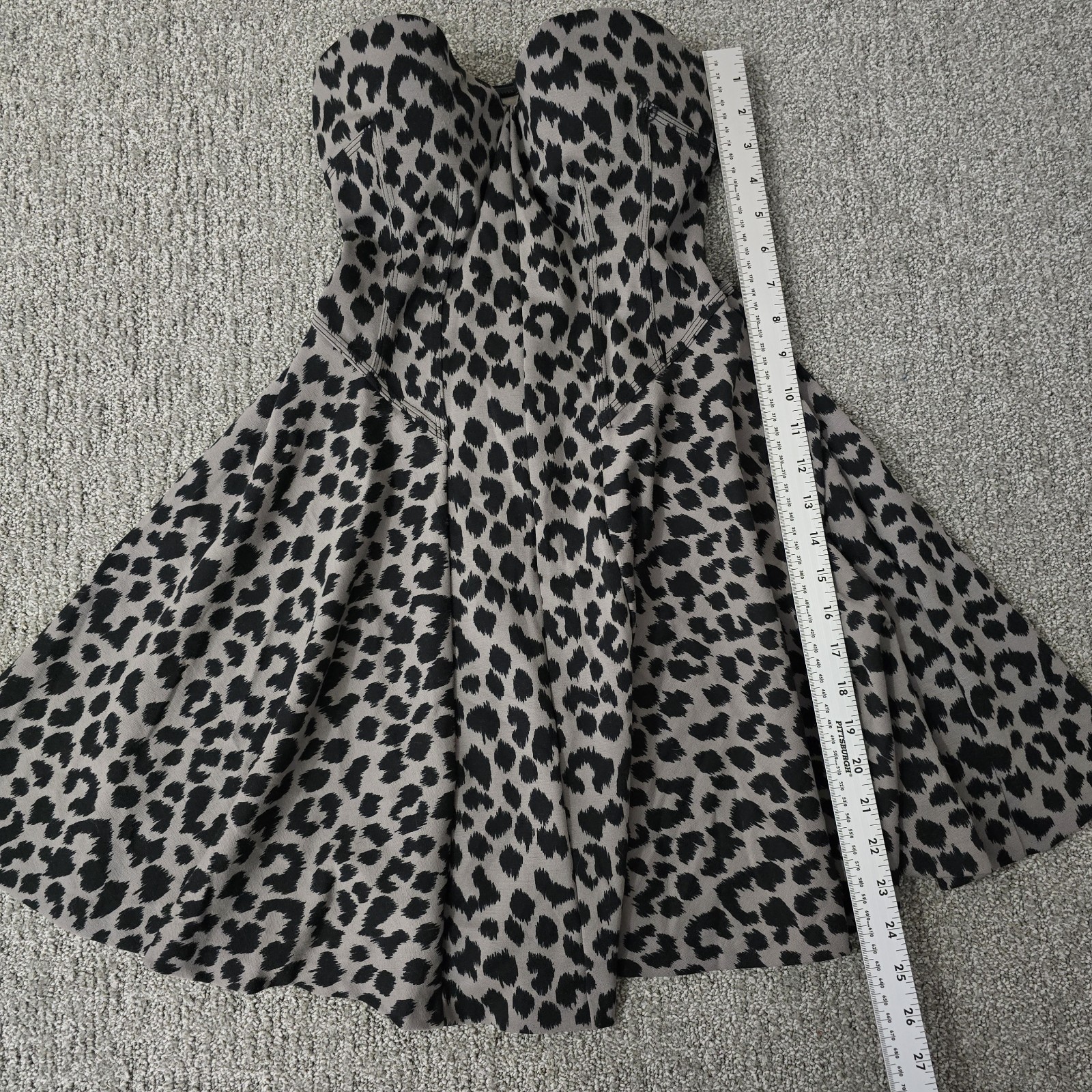 Victoria’s Secret Strapless Leopard Dress 32C Build in Bra Fit Flare Party