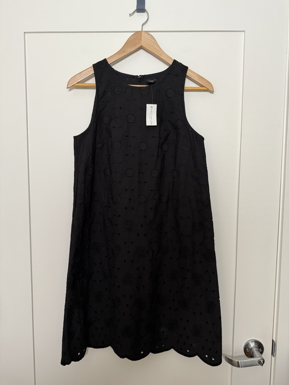 Ann Taylor A-Line Tank Dress Sz 2 Black Sleeveless Eyelet Cotton Office Career