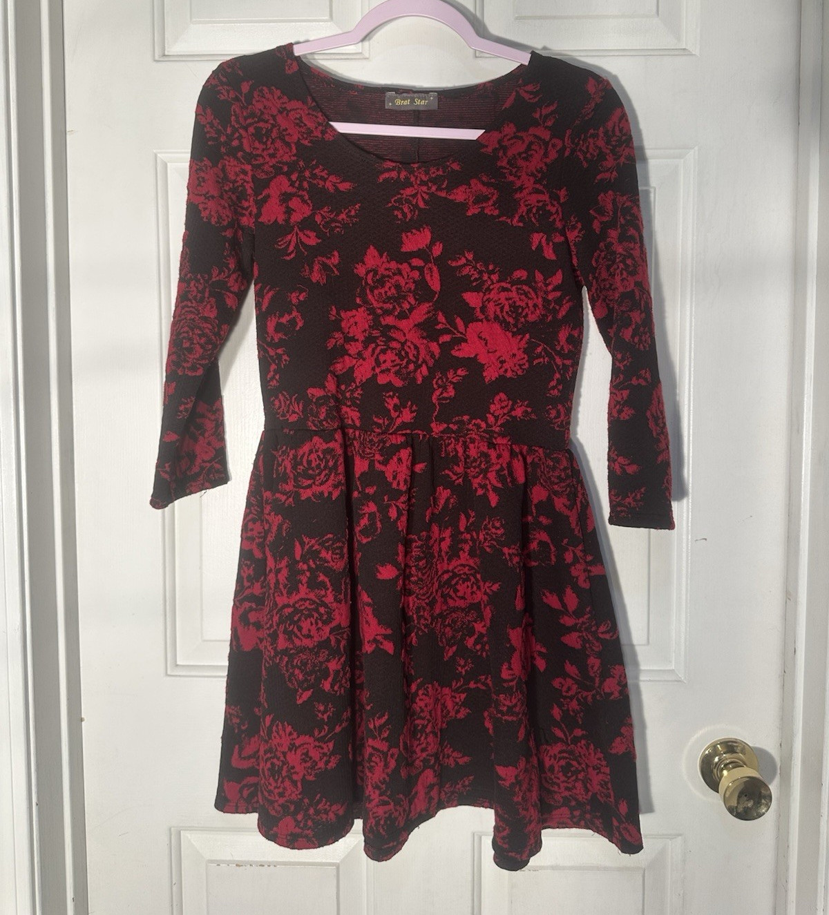 Brat Star Black/Red Floral Fit & Flare Scoop Neck Short 3/4 Sleeve S