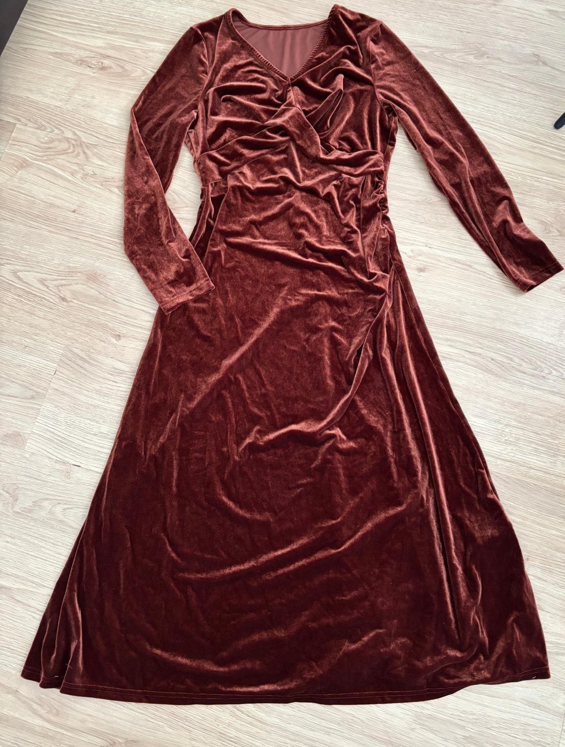 Womens Dress Size 12-XL (New)