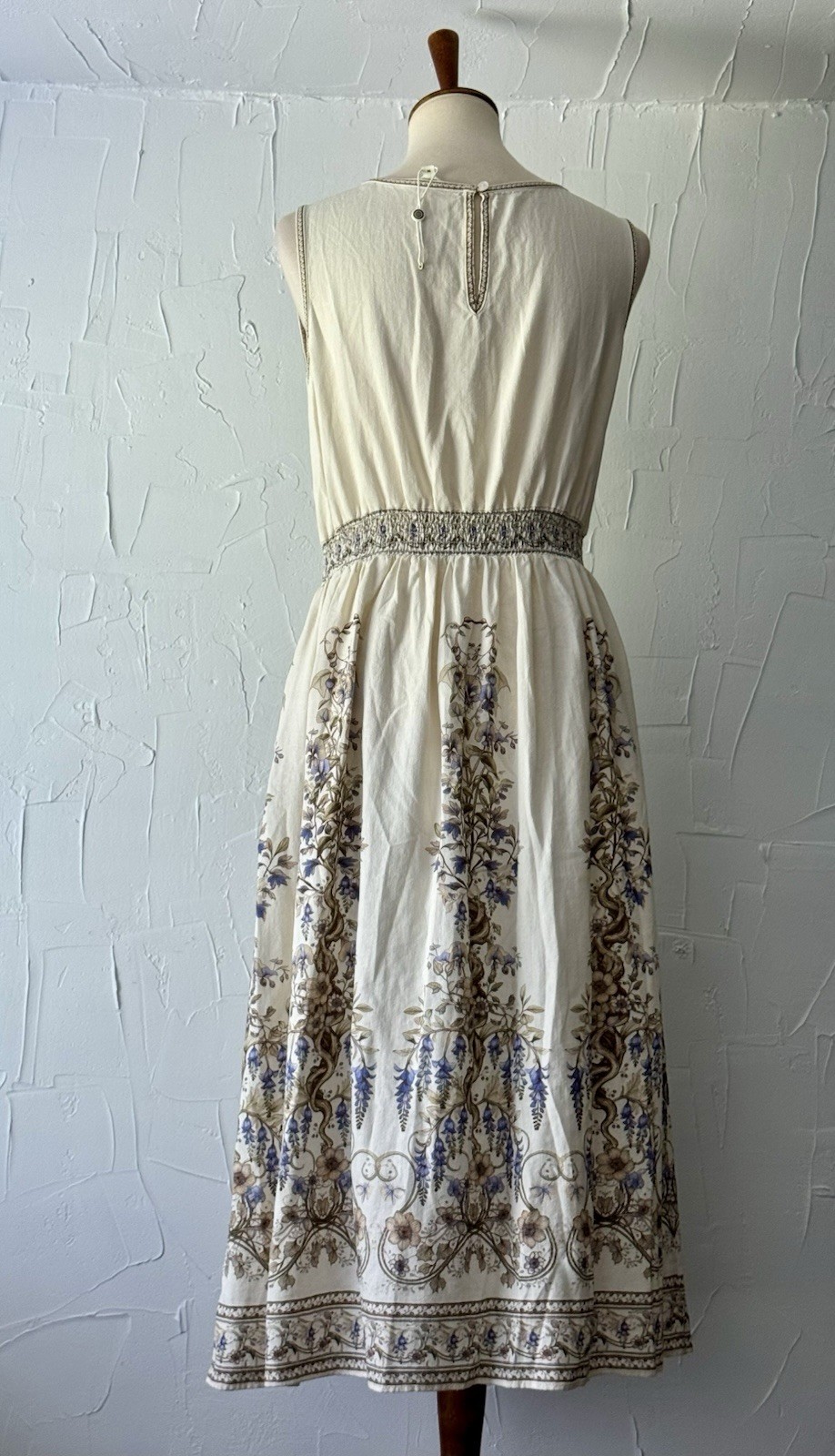Max Studio London Floral Rayon Linen Dress Sz M Sleeveless Midi Cream Blue