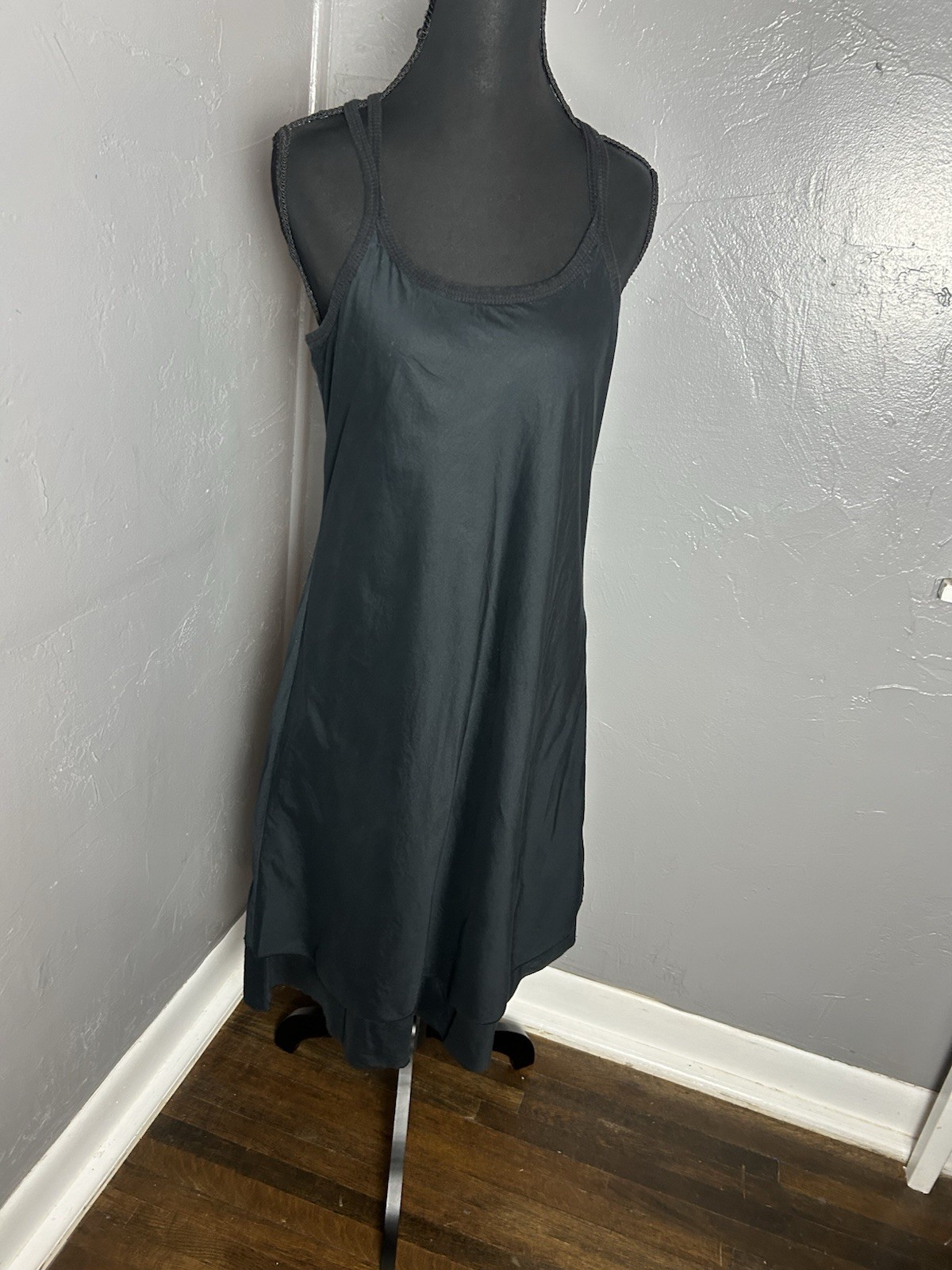Women’s Athleta Black Cotton Sleeveless Midi Dress Full Support Bra No Size Tag
