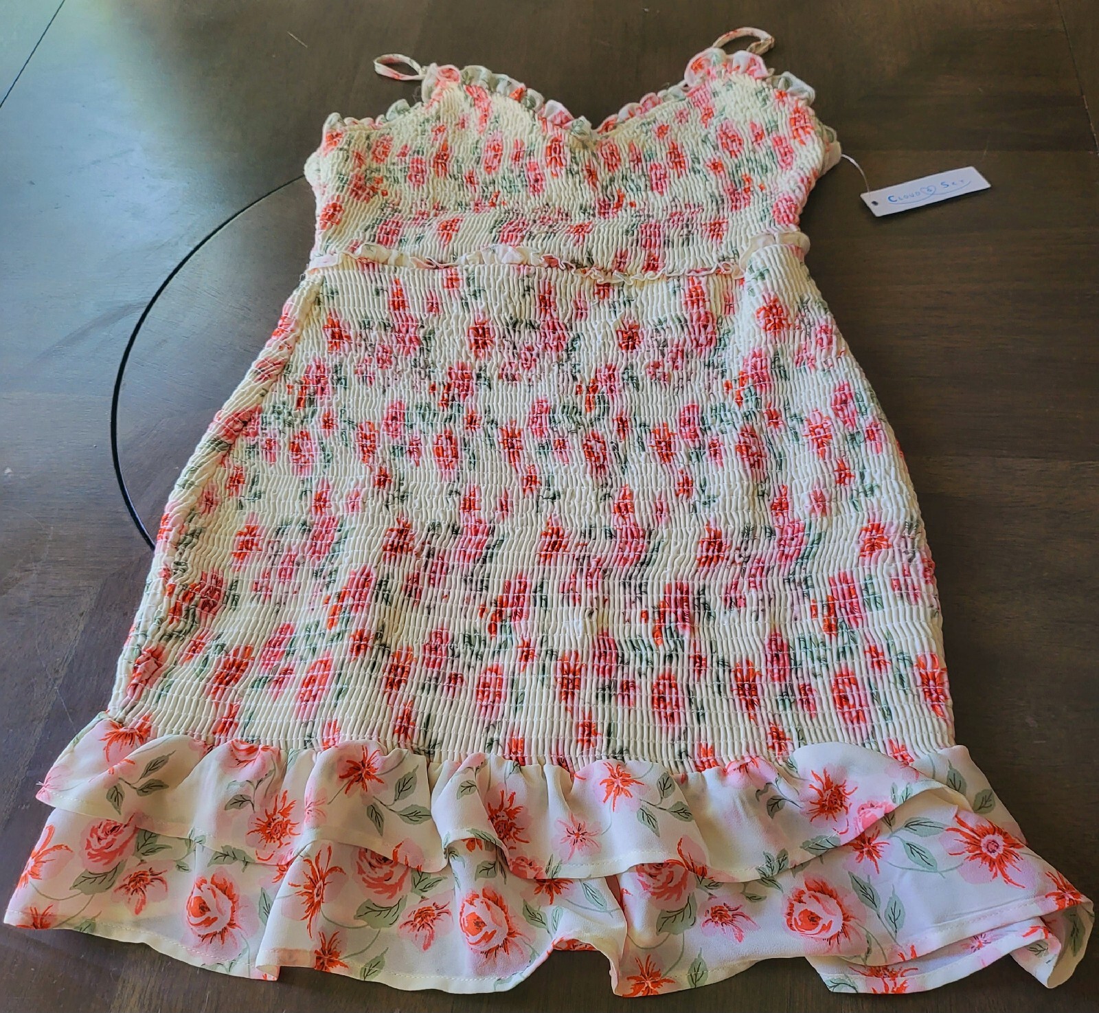 Cloud & Sky Beautiful Cream Floral Ribbed Sundress W/Ruffle Edge Size M