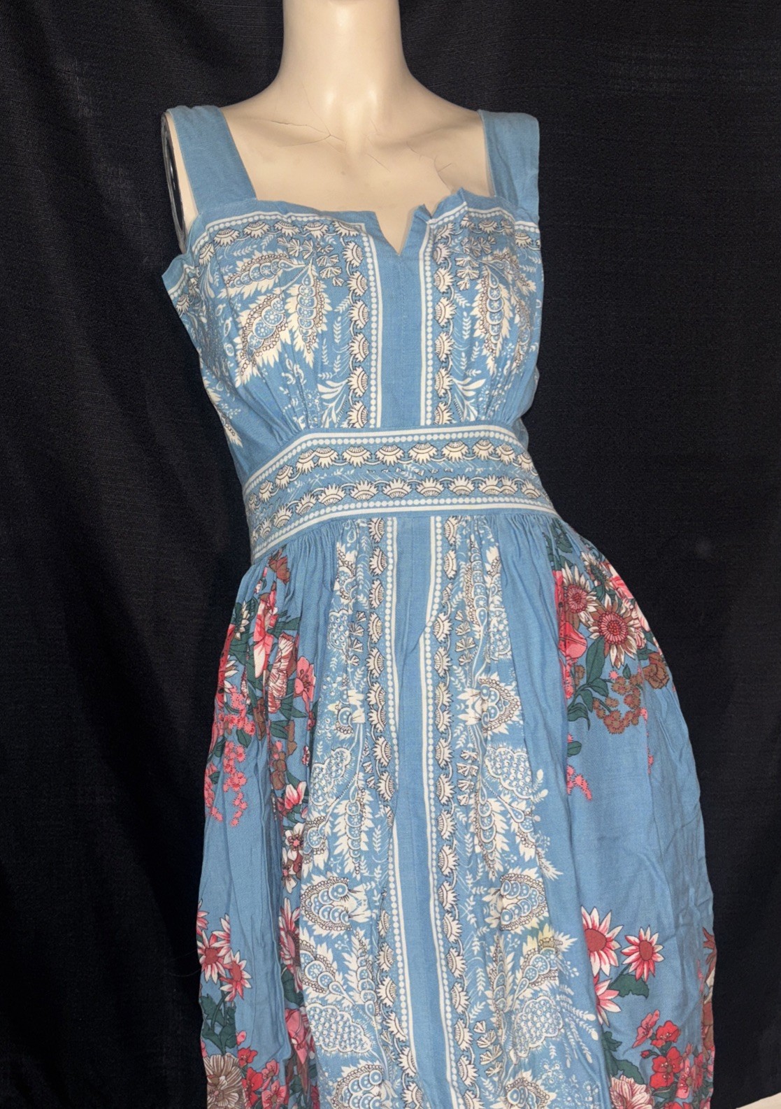 VICKI LYNN BARDON,Canada,vintage,scarf,blue,floral,border,M,no copy,Unique,WOW