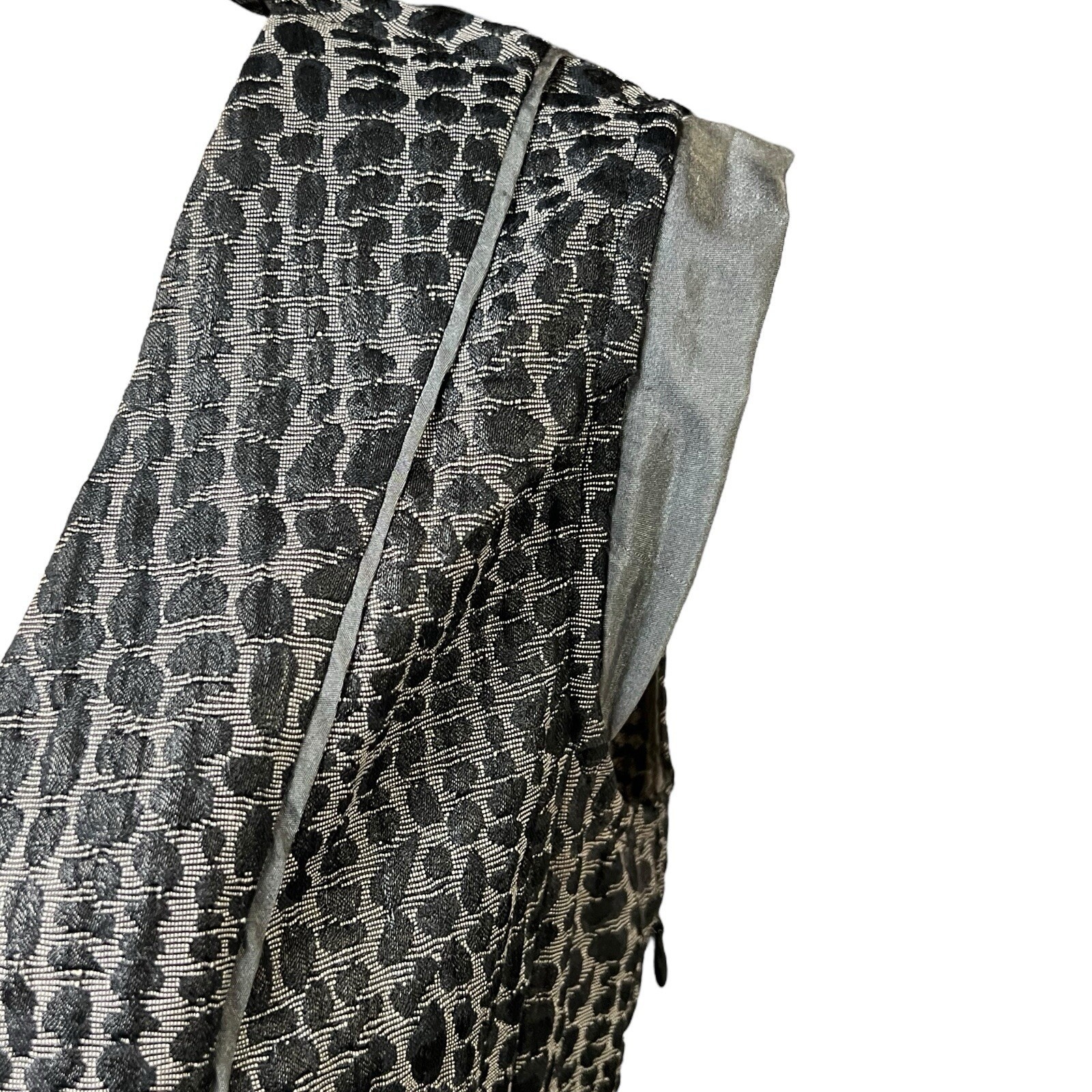 C Luce Mini Dress Size M Grey Leopard Print Sleeveless V-Neck Edgy Chic Trendy