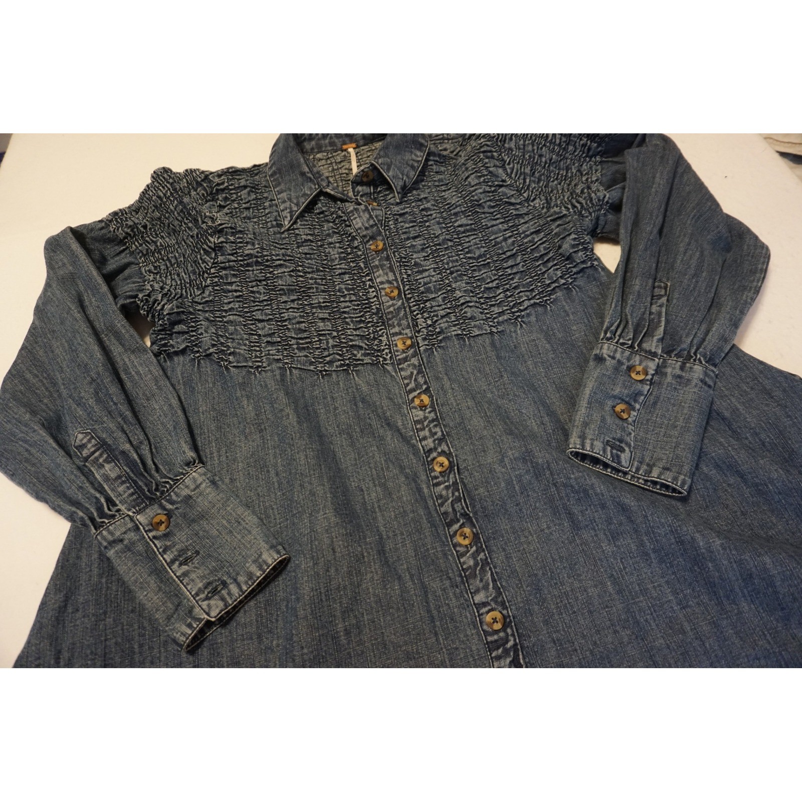 Free People Smocked Denim Button Down Mini Dress Medium Wash Blue Boho XS