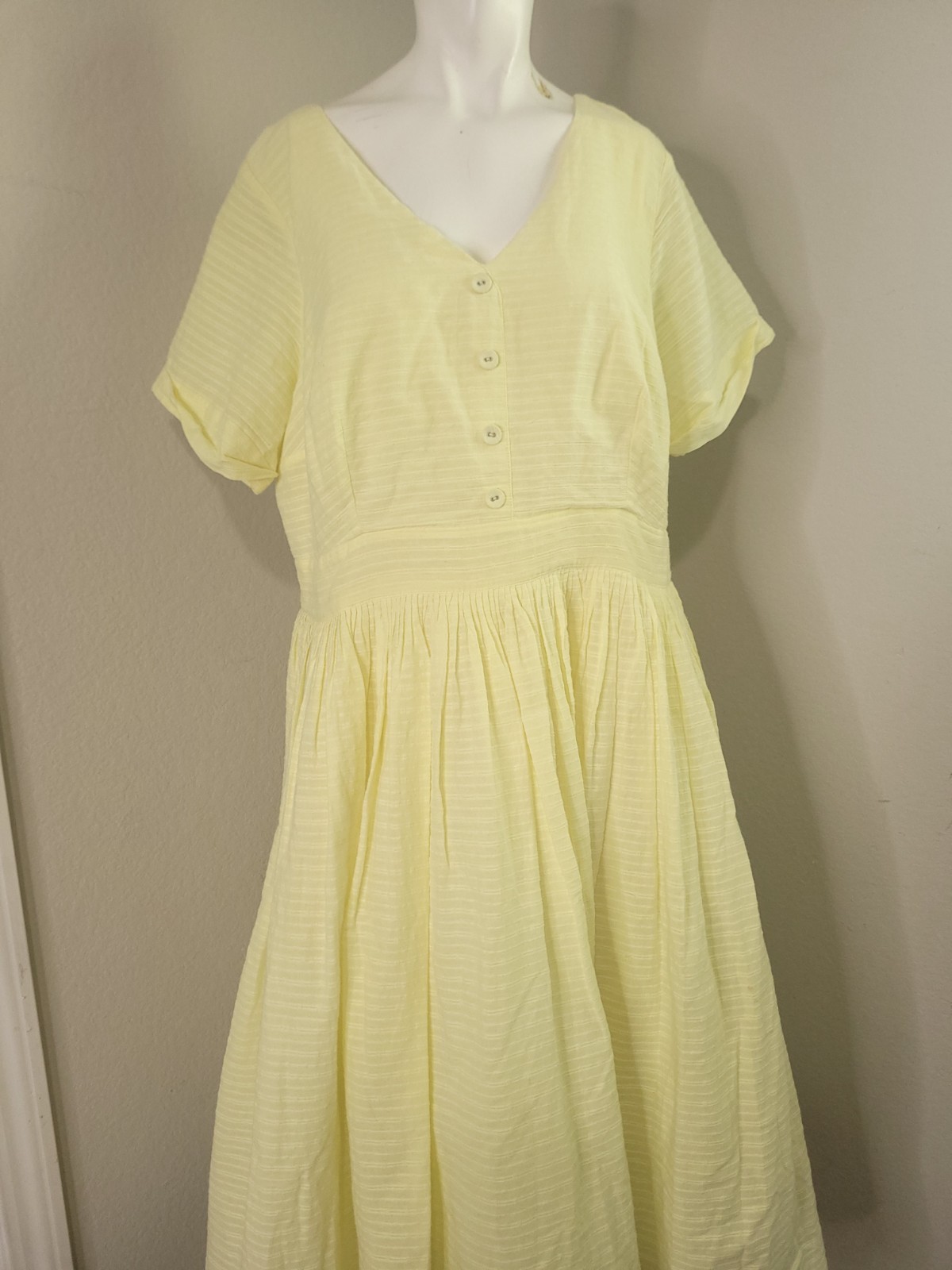 ModCloth size 18 maxi long dress yellow lining faux button pleated smocked