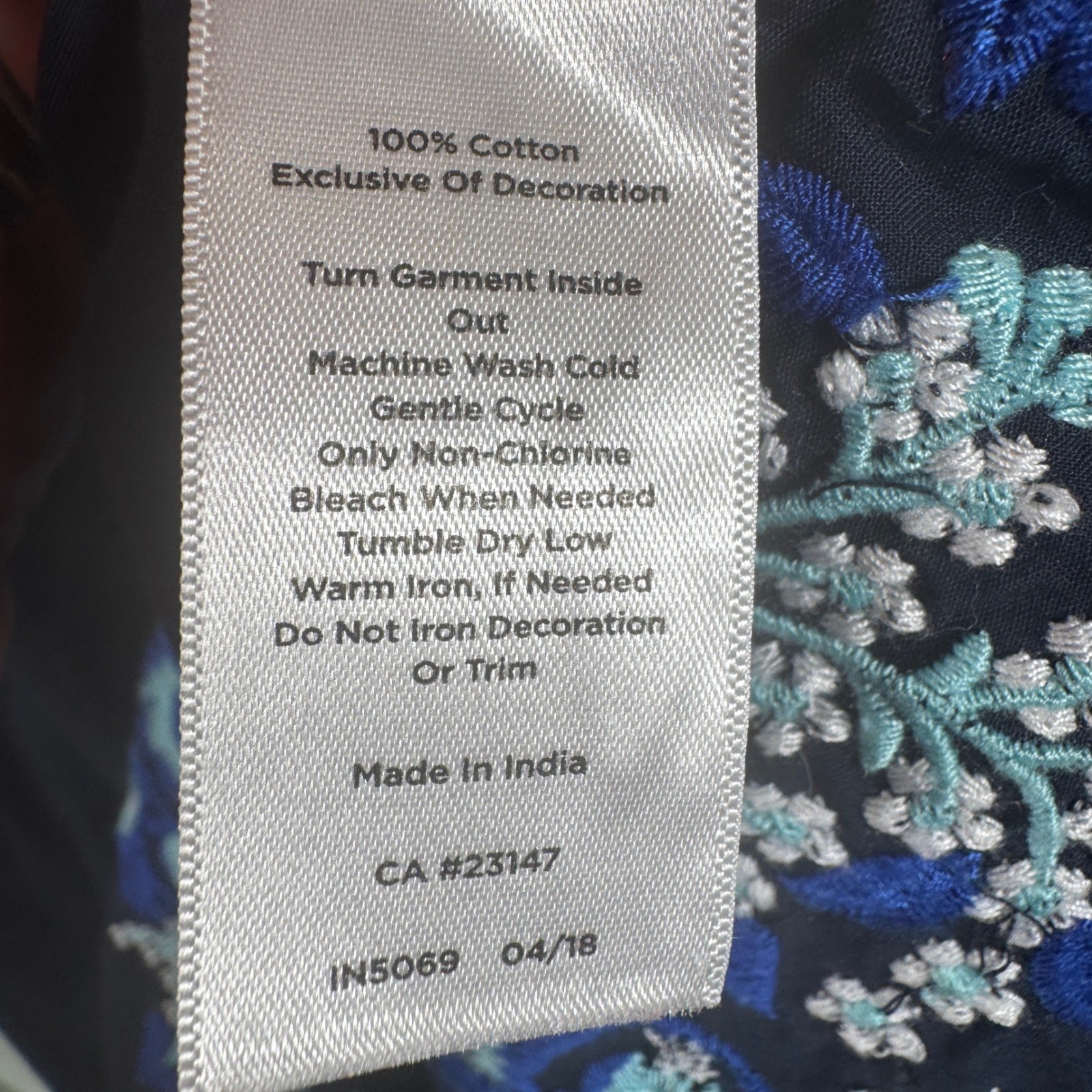Talbots Embroidered Pleat Neck Shift Dress Size 14P Petites Navy Preppy Classic