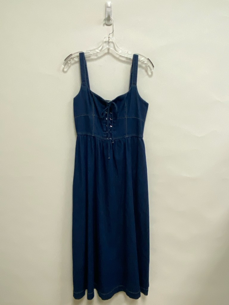 NWT blu pepper Size M Blue Lace-Up Sleeveless Chambray Ladies Dress