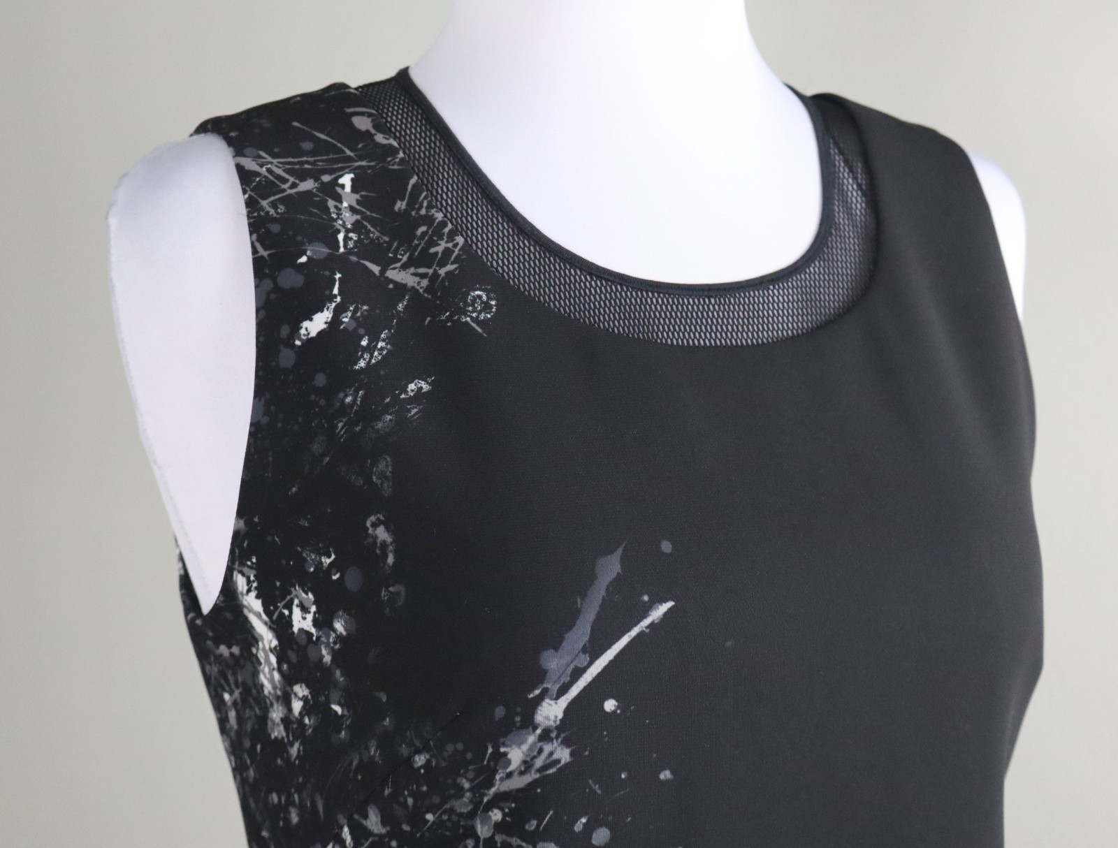 ELIE TAHARI $278 Mesh Trim Abstract Print Lined Sleeveless Shift Dress Size 8