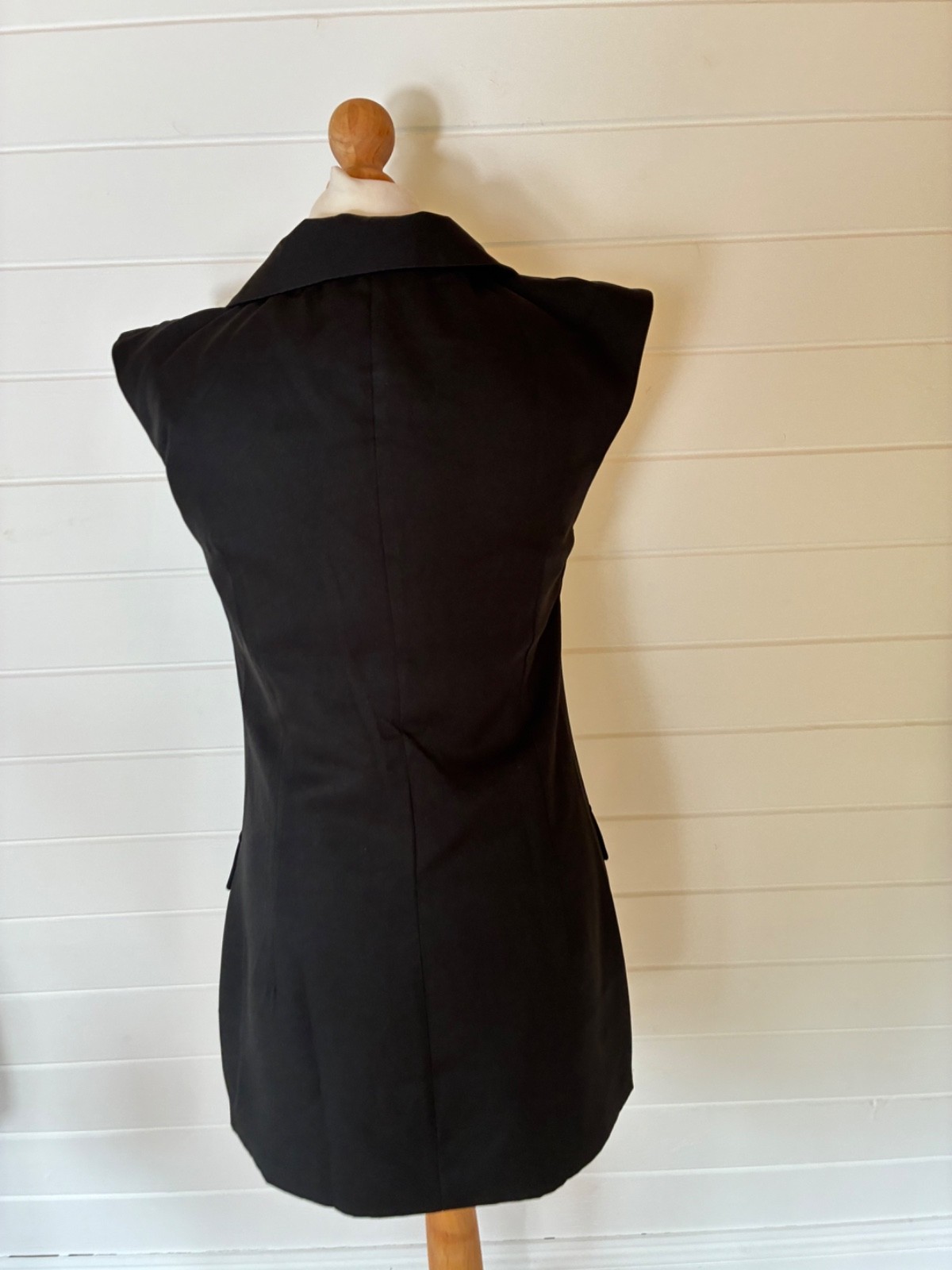 BLACK SLEEVELESS COAT DRESS DOUBLE BREASTED MINI EGO SIZE 10 PARTY COCKTAILS