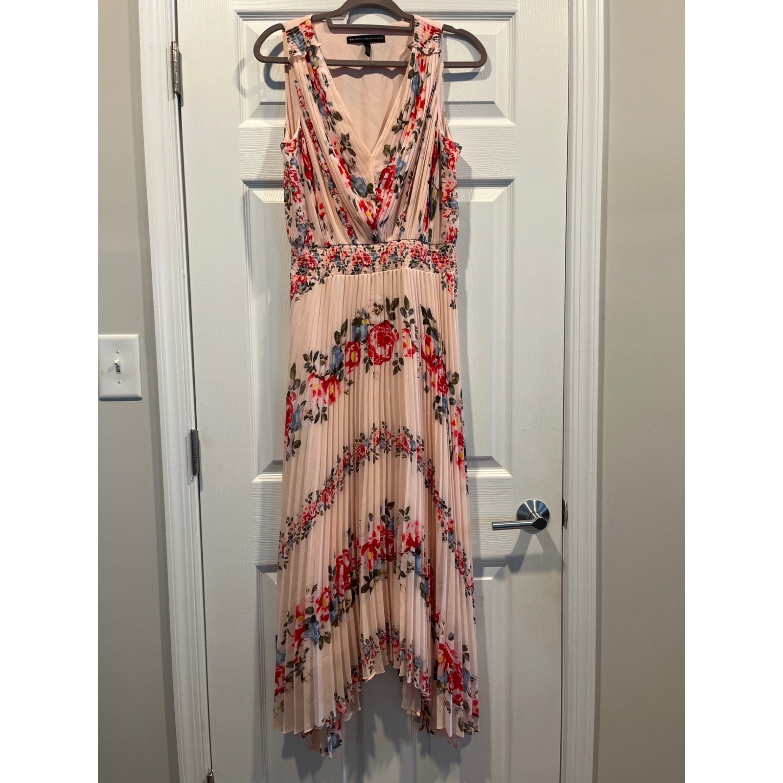 White House Black Market Floral Pleated Handkerchief Hem Maxi Dress Pink Size 8