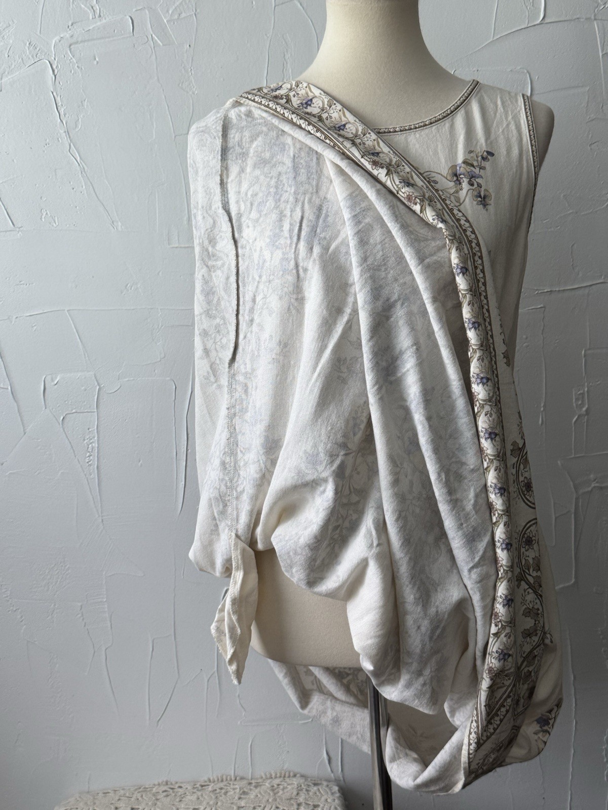 Max Studio London Floral Rayon Linen Dress Sz M Sleeveless Midi Cream Blue