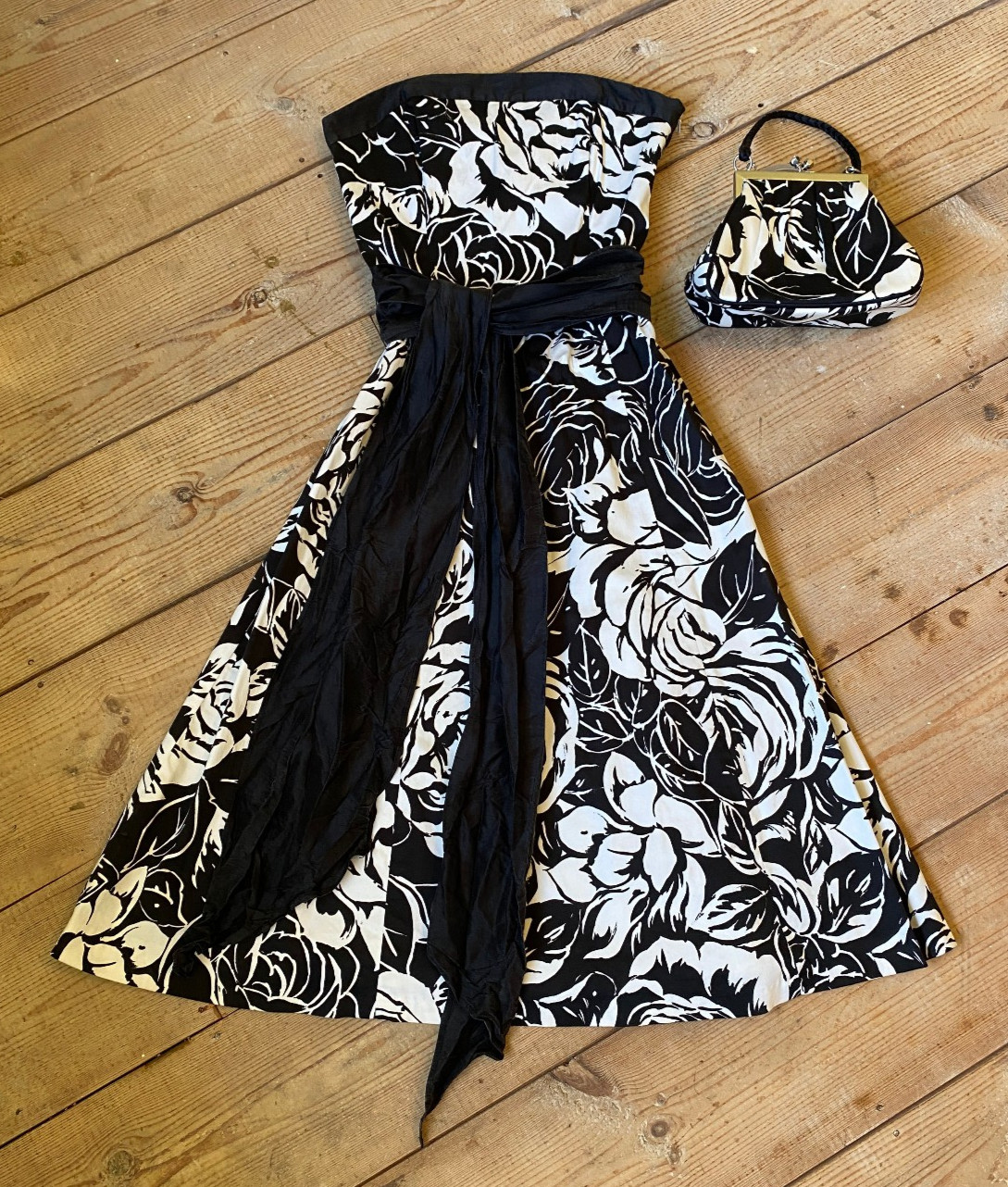 Coast Fit & Flare Occasion/Party Dress Size 8 w/ Matching Handbag