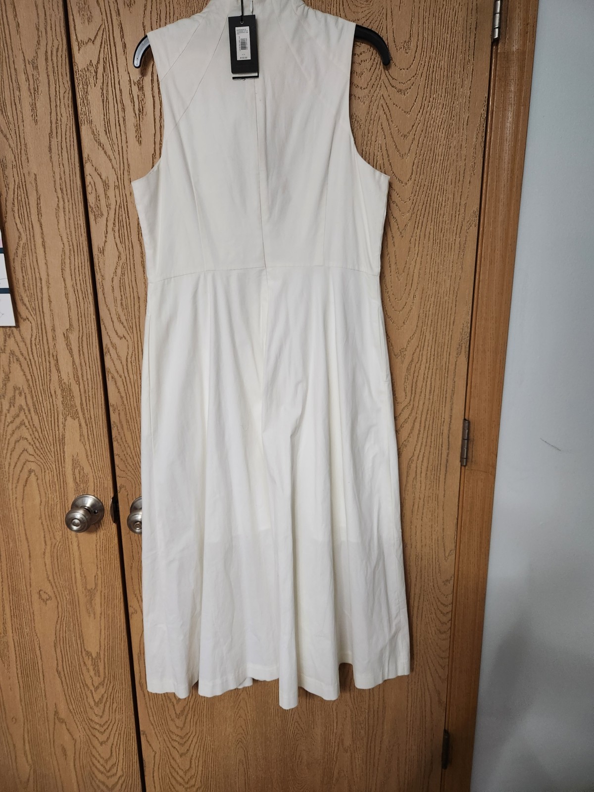 A|X Armani Exchange Size 14 White Solid A-Line V-Neck Sleeveless Midi Dress