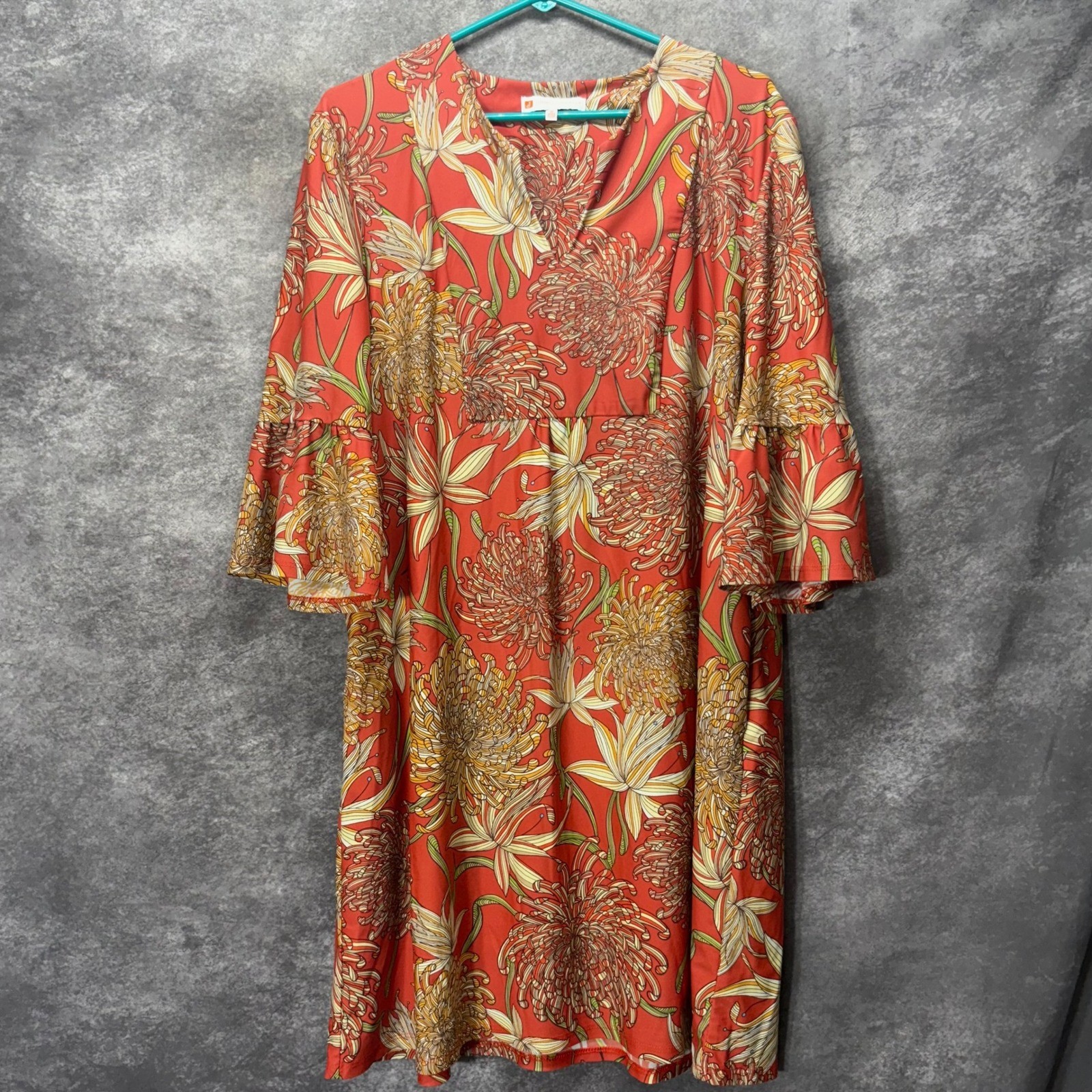 Jude Connally Kerry Shift Dress Size M Red Tan Floral Bell Sleeve Jude Cloth