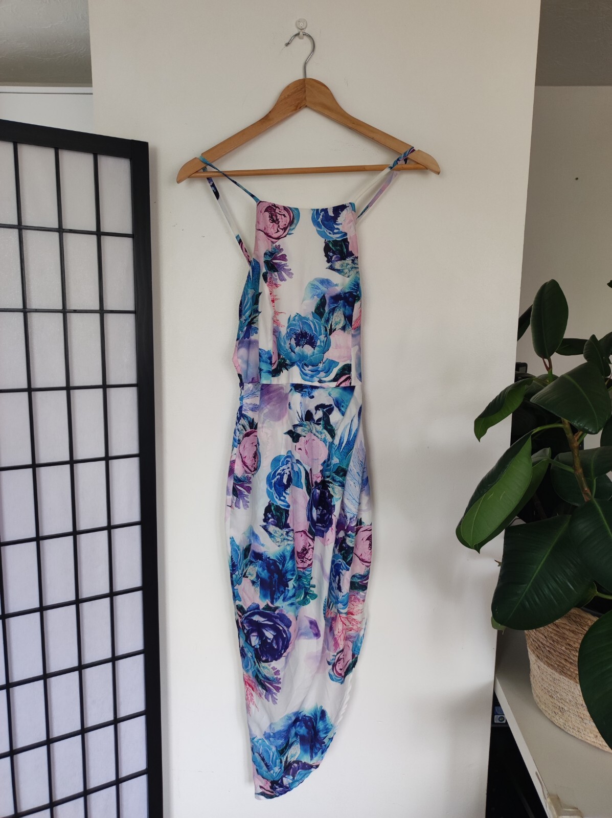 Ginger Fizz Formal Strappy Wrap Front Dress In Floral Design UK 8