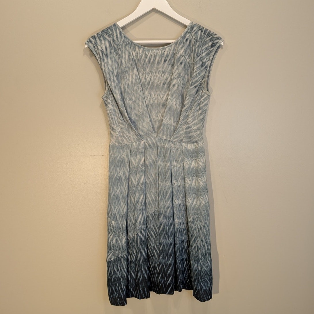 JF & Son Silk Dress Grey Tones Casual Classic Timeless Natural Fiber – Size 6