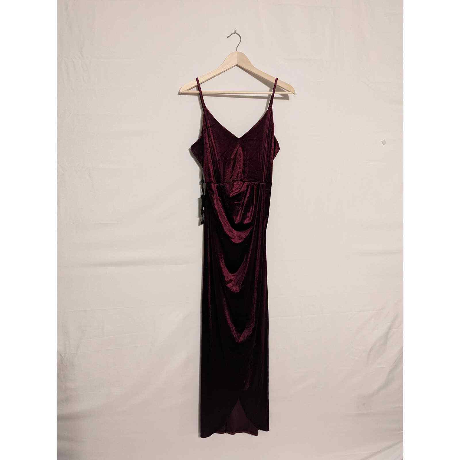 Ababalaya NWT velvet burgundy elegant spaghetti strap maxi dress women’s large