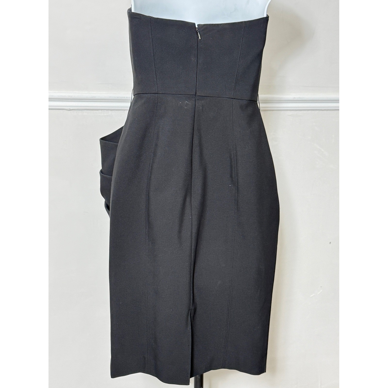 bebe Women Black Strapless V-Notch Draped Cocktail Sheath Dress Size 4 705TW102