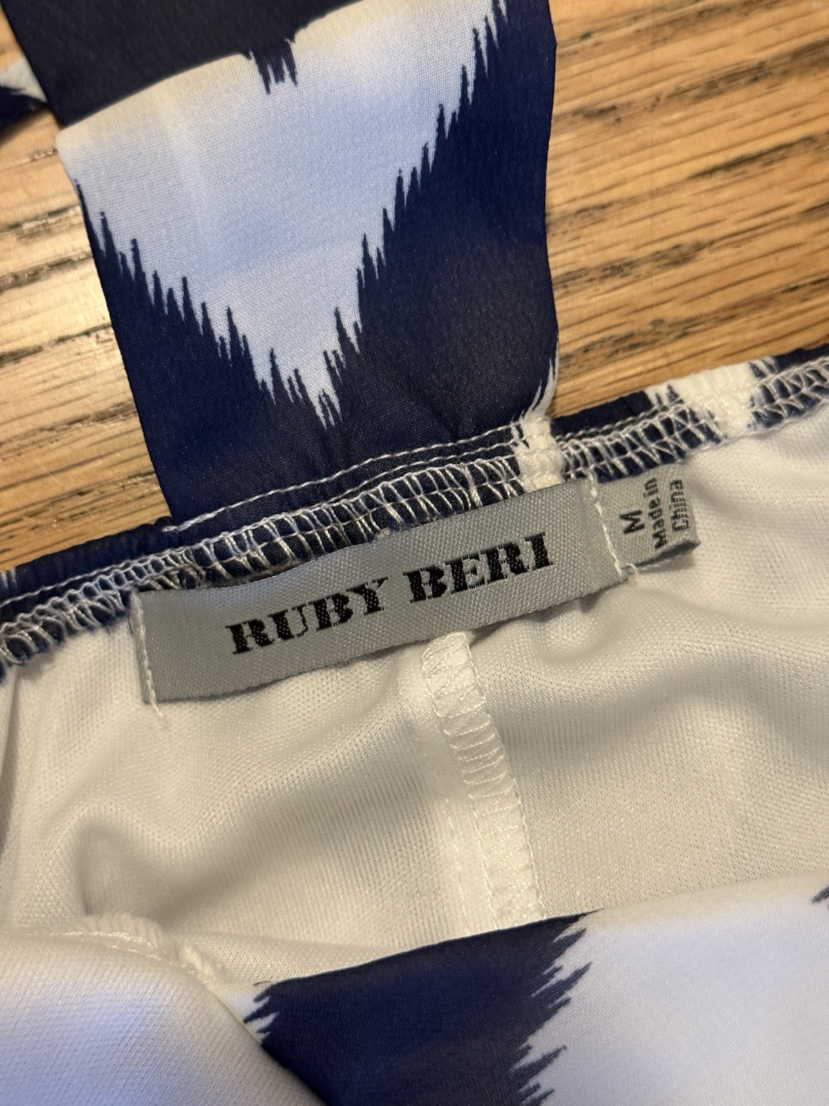 [RUBY BERI] Navy Blue & White Chevron Pattern Flowy High-Low Backless Dress w/ A