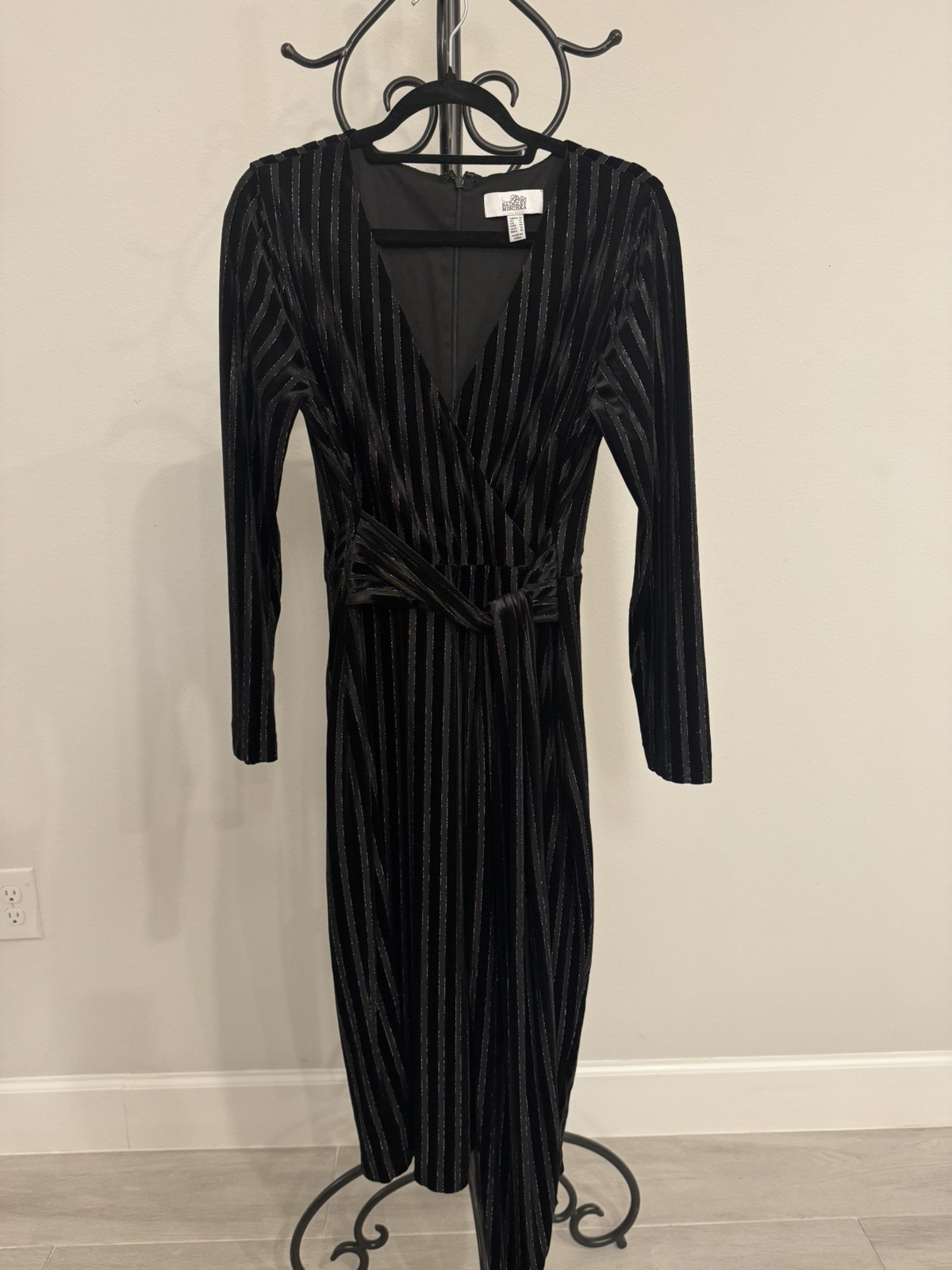 Belle Badgley Mischka Black Dress Size 10