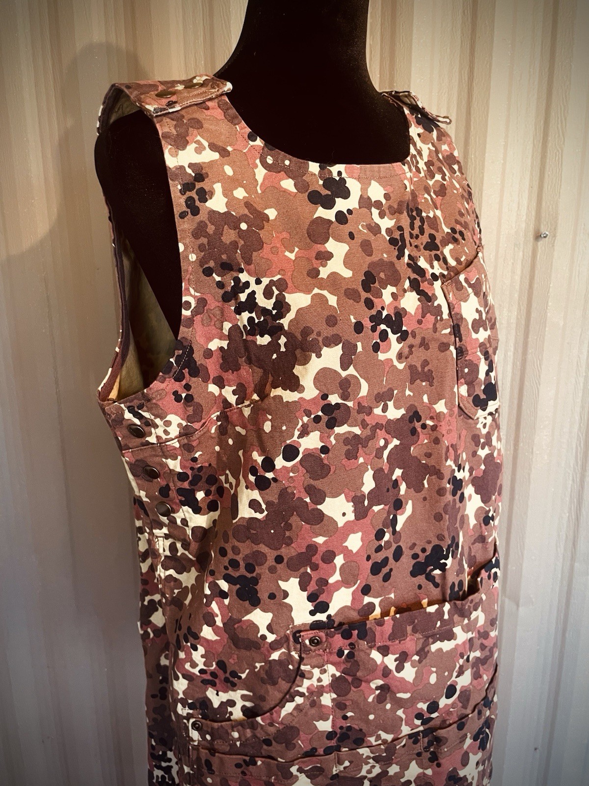 Duluth Trading Flex Fire Hose Apron Utility Camo Chore Dress Pockets Gardening M