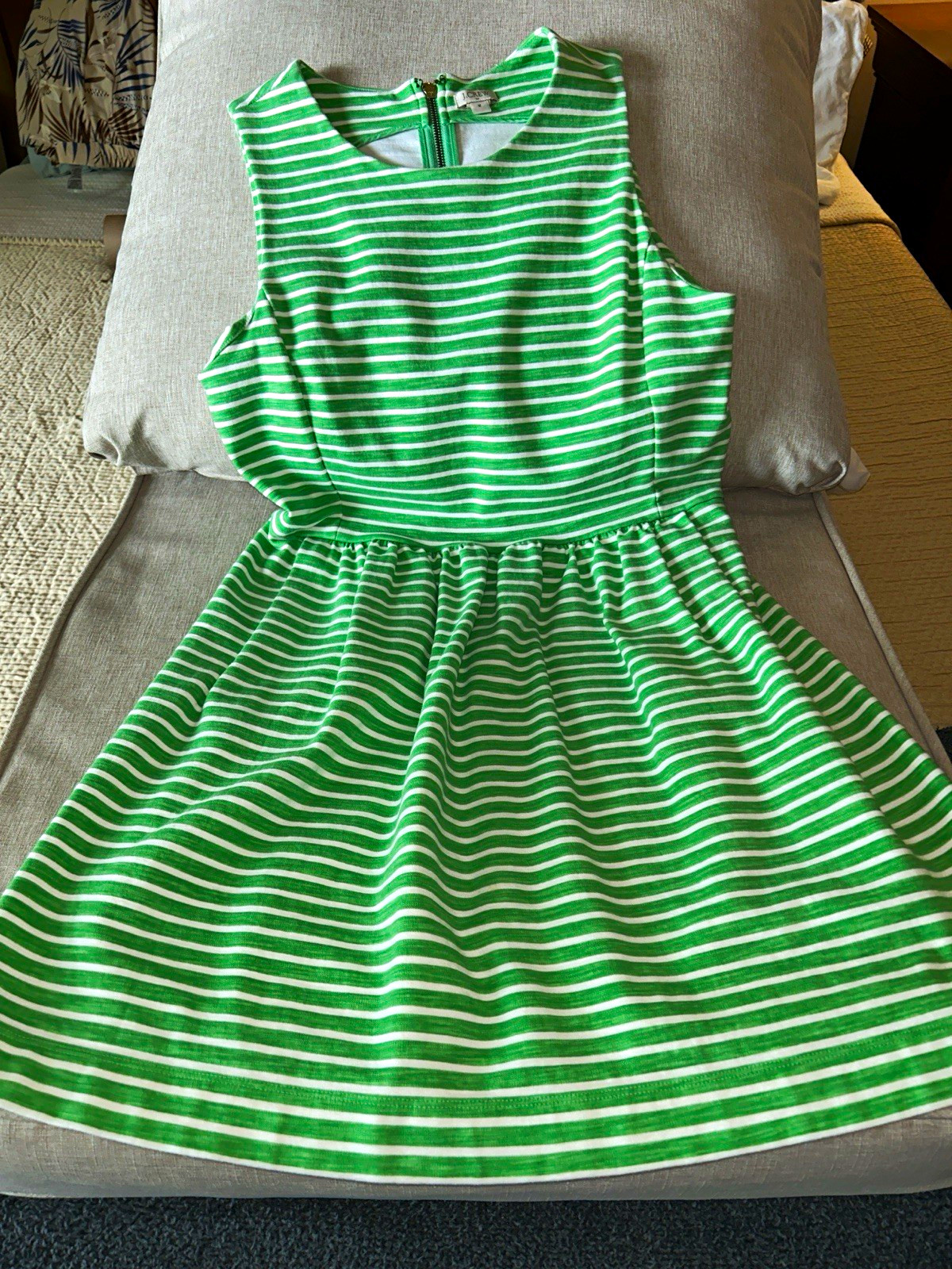 J.CREW Green & White Striped Knit Mini Dress Scoop Neck Sleeveless Zip Back M