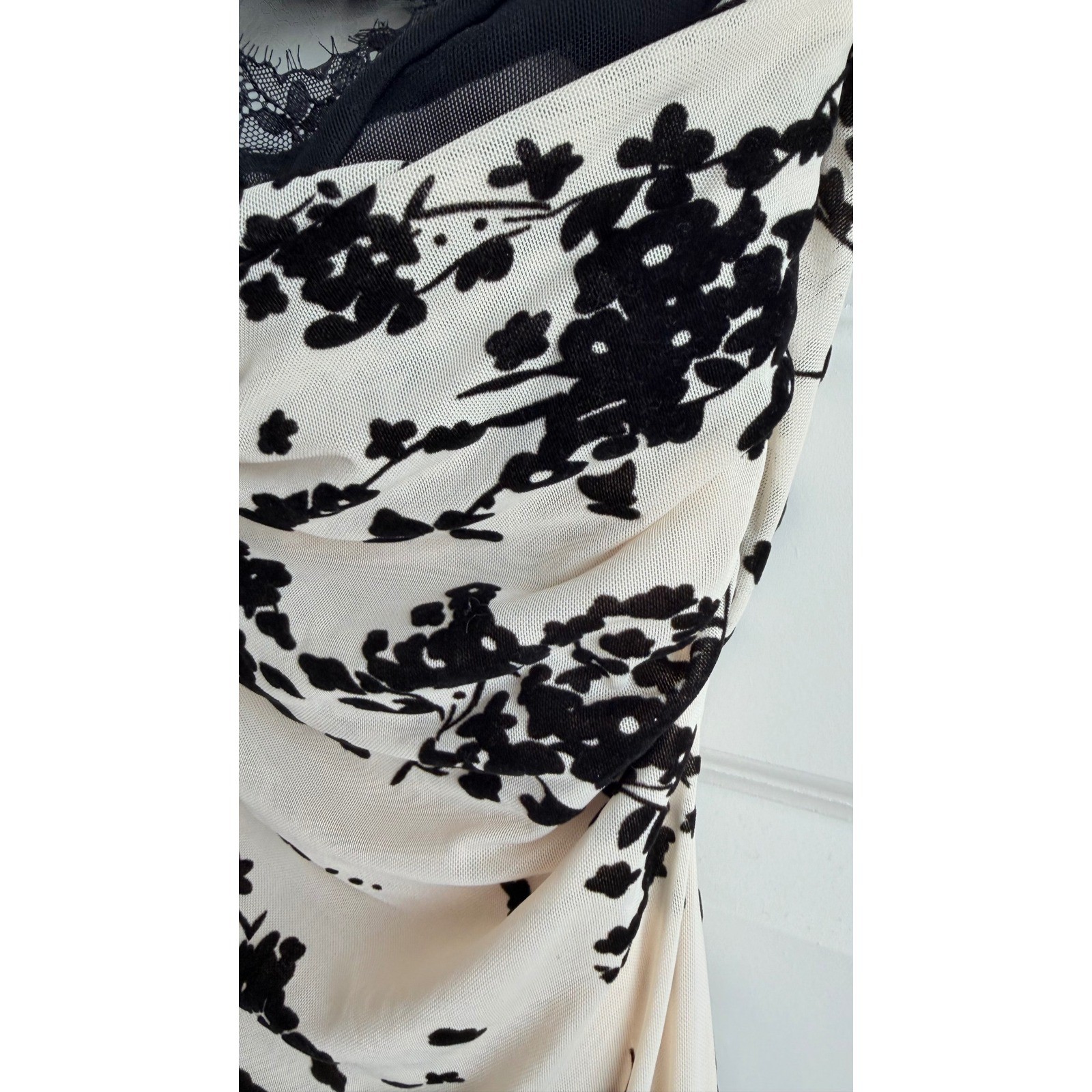 FORE Floral Velvet Mesh Cowl Neck Midi Bodycon Dress Womens Small Cream Black