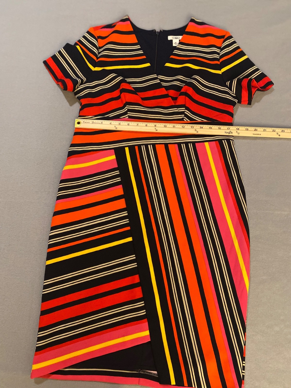 Size 14P Dress Striped Pattern V- Neck Silhouette Comfortable Office Casual Fit