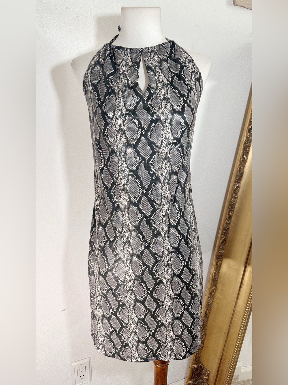 Vintage Via 101 Made In USA Python Snakeskin Print Keyhole Mini Dress Size M