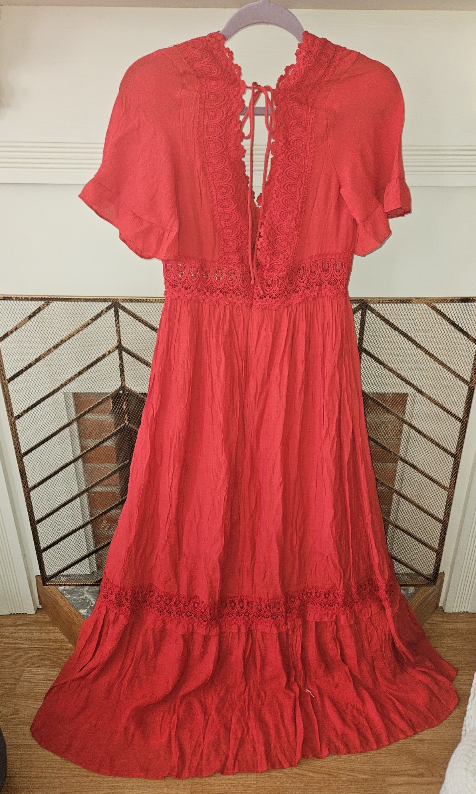 Wishlist Apparel, Crochet, Lace Trim, Tiered Midi Dress. Boho Style. Red. Sz. S.