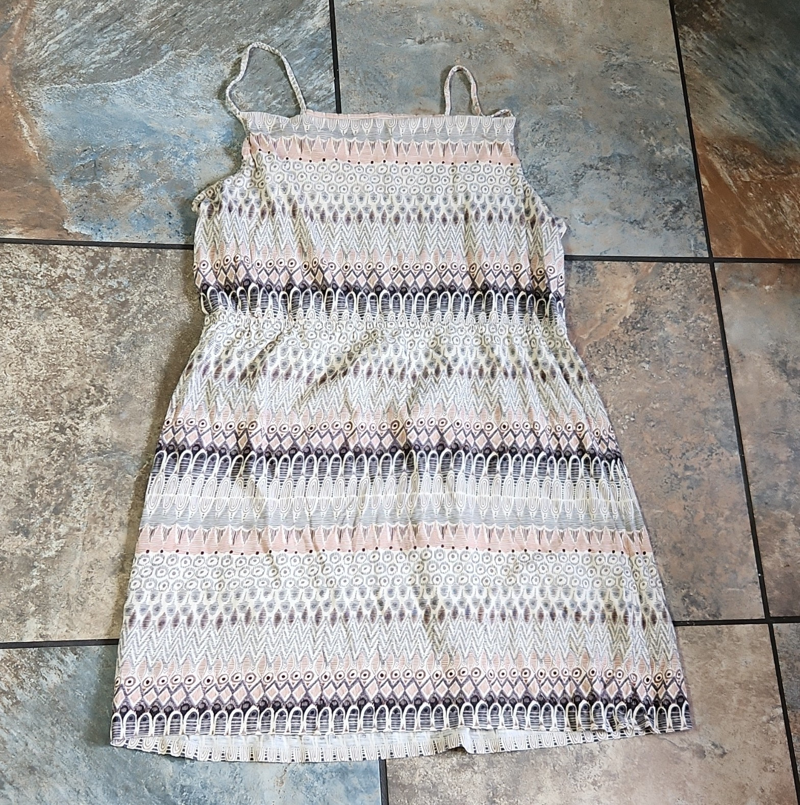 Sonoma Women’s XL Geometric Spaghetti Strap Mini Dress Pullover Beige Pink