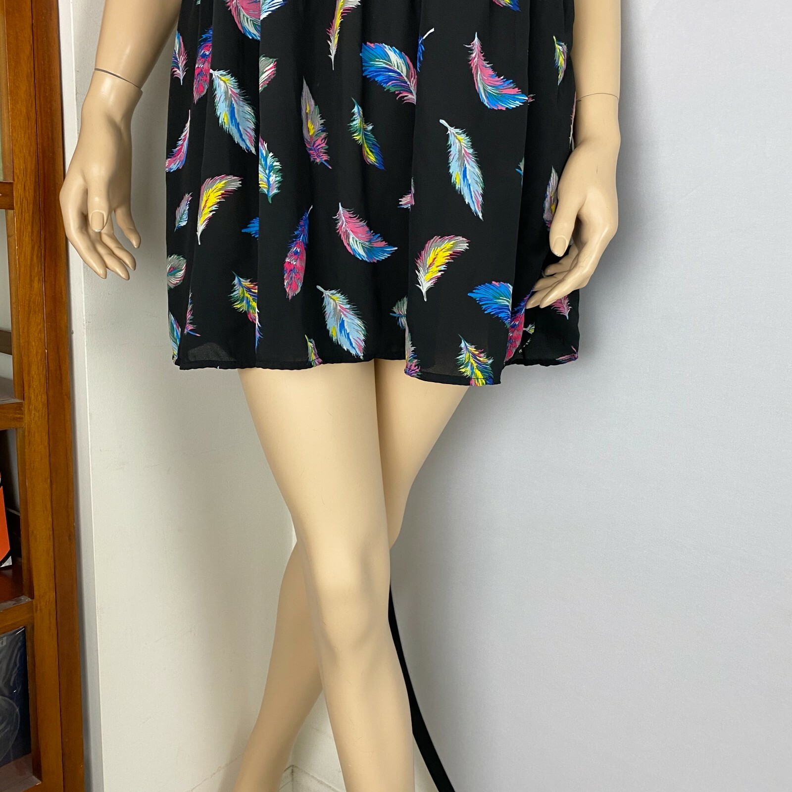 Xhilaration Juniors S Feather Pattern Sleeveless Dress Back Tie Accent Side Zip