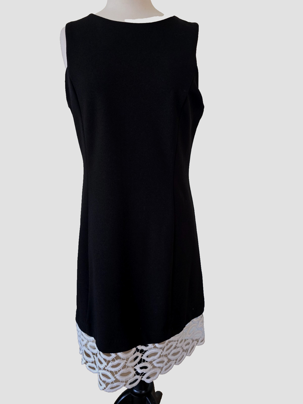 Betsey Johnson NWOT 14Black Sleeveless Dress White Lace Hem Cocktail Party Dress